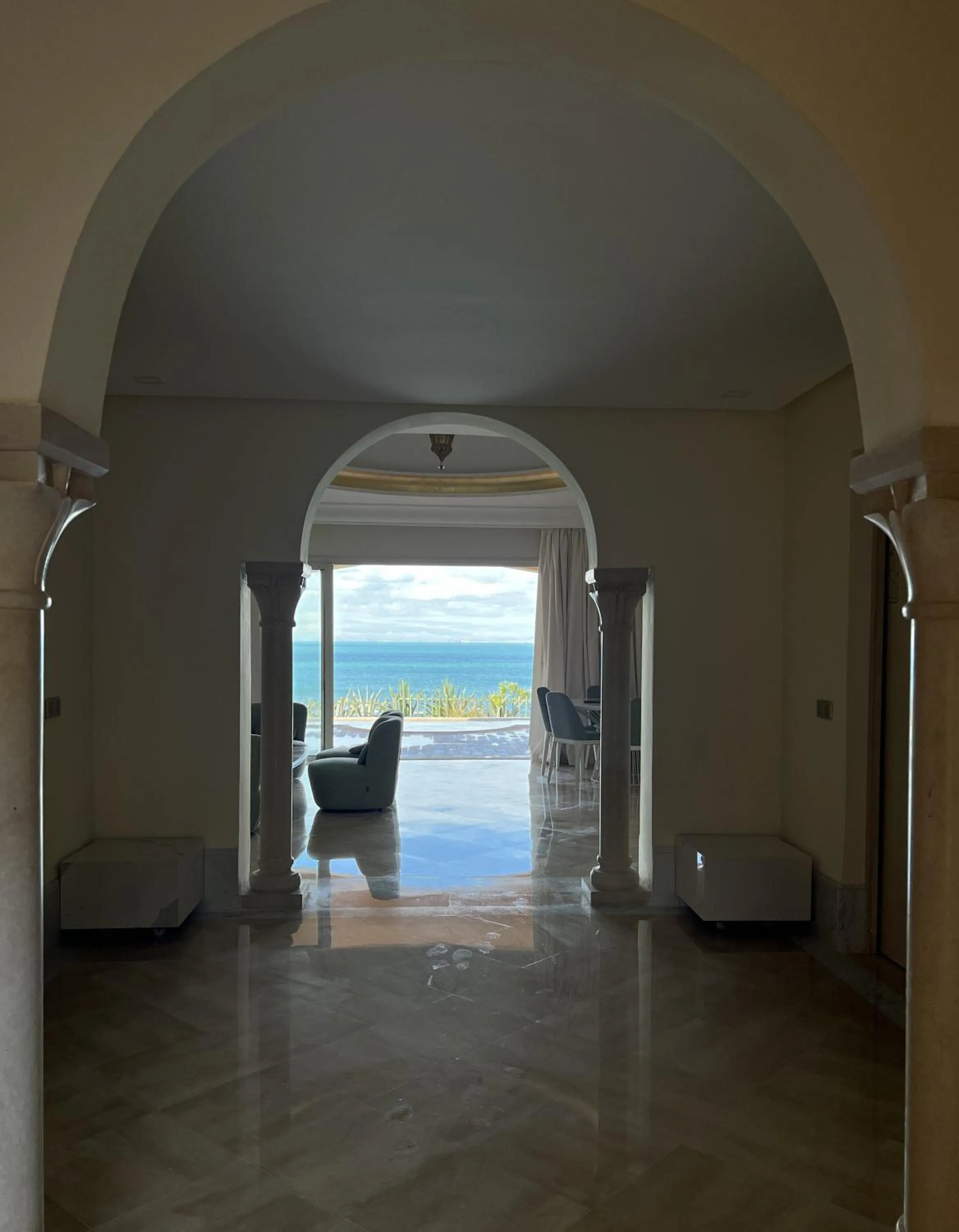 Living room in Royal Tulip Korbous Bay Thalasso & Springs