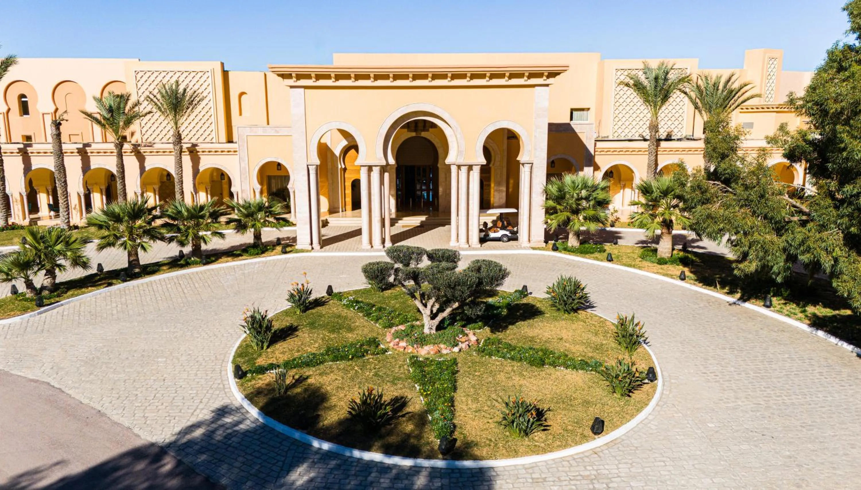 Property building in Royal Tulip Korbous Bay Thalasso & Springs