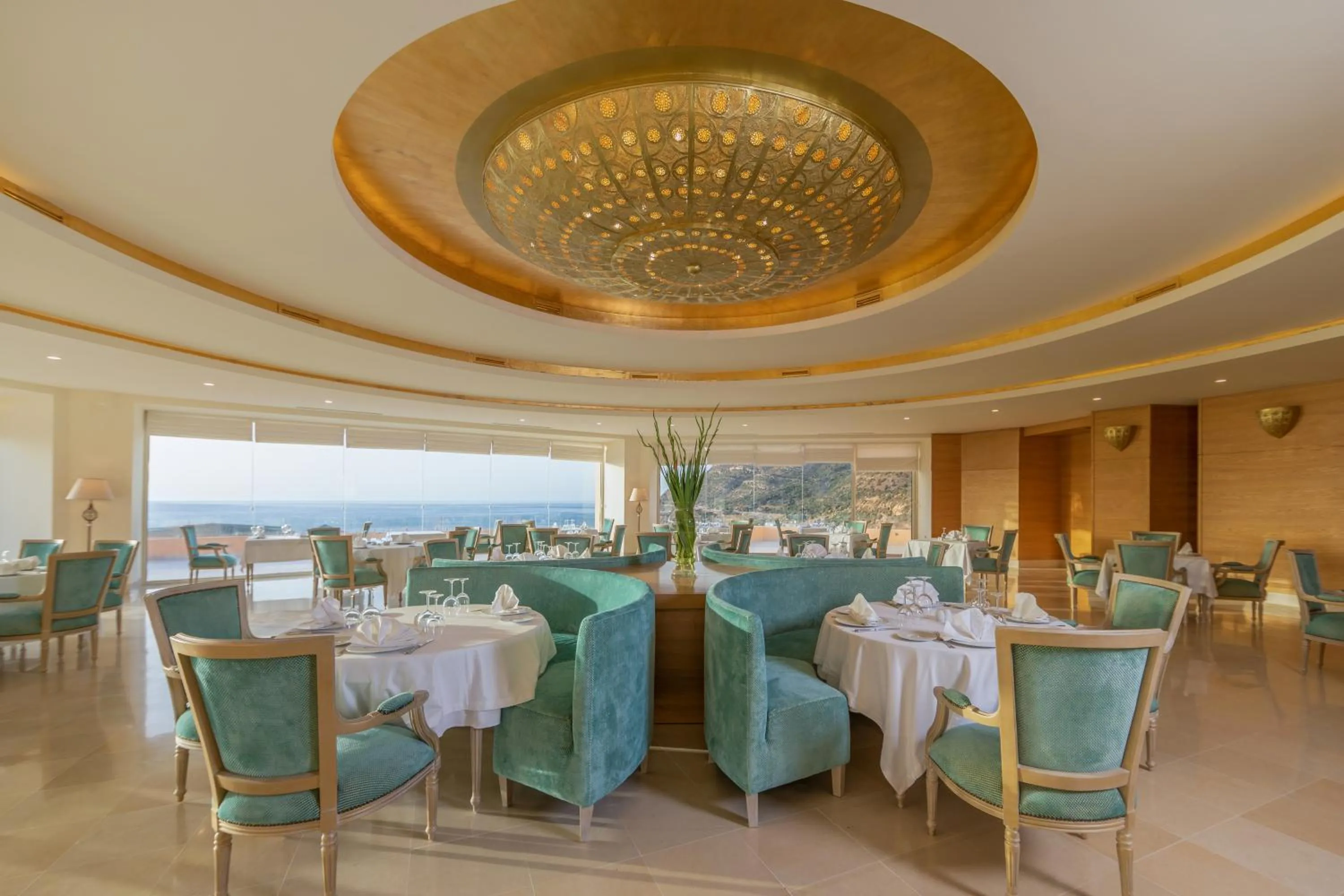 Restaurant/places to eat in Royal Tulip Korbous Bay Thalasso & Springs