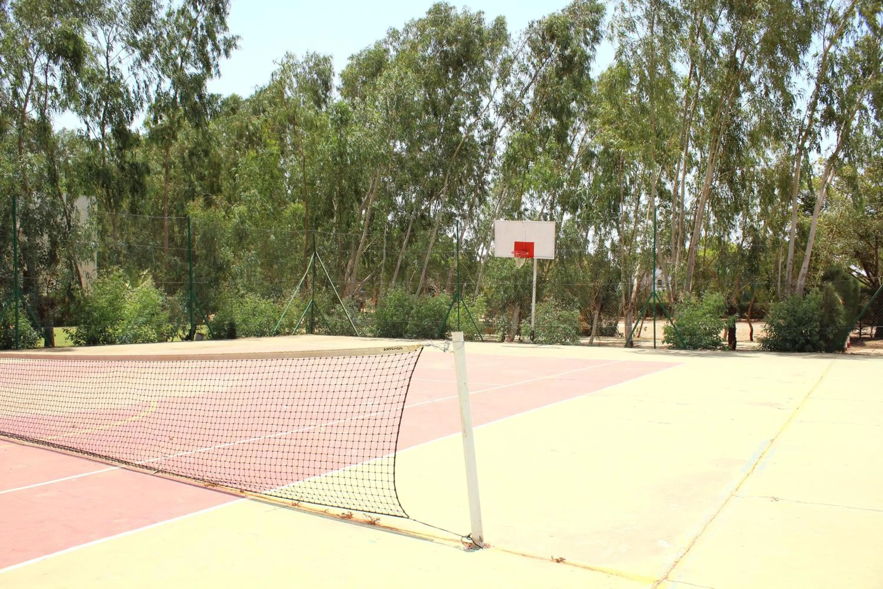 Tennis court in Royal Saly