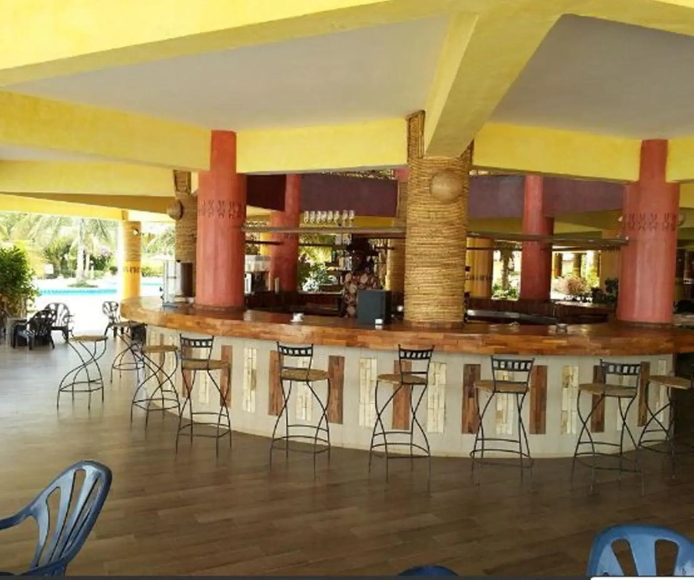 Lounge or bar in Royal Saly Lounge or bar in Royal Saly