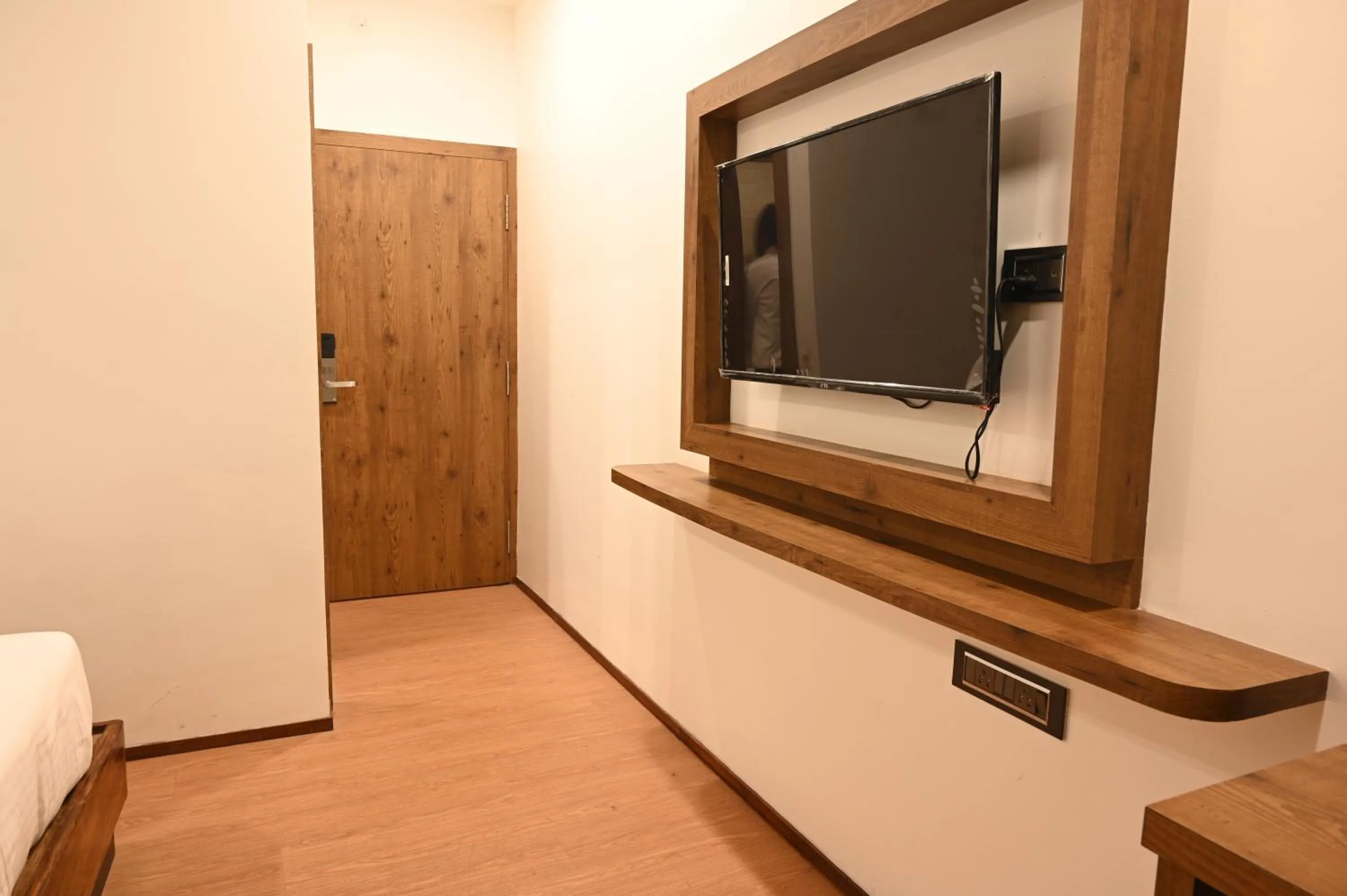 TV and multimedia in Sonnesta Grand