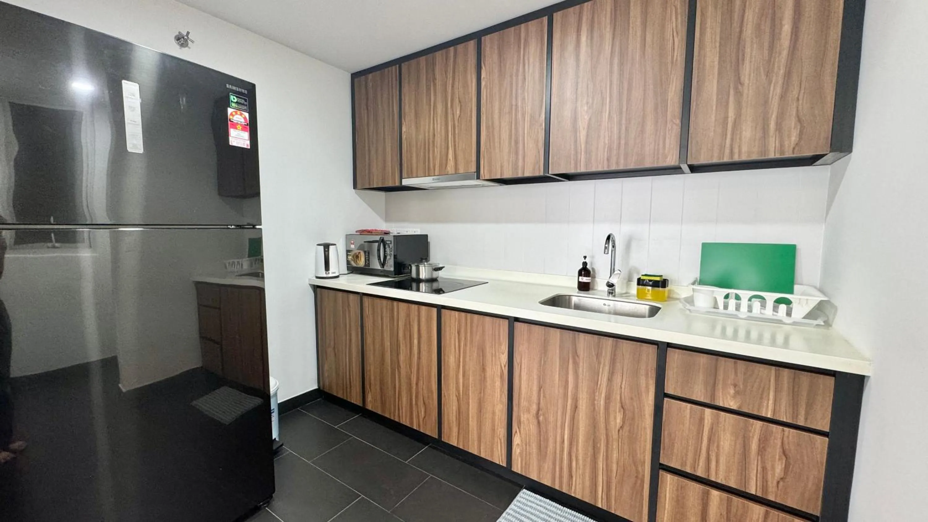 kitchen in UNA Serviced Apartment by manatidur