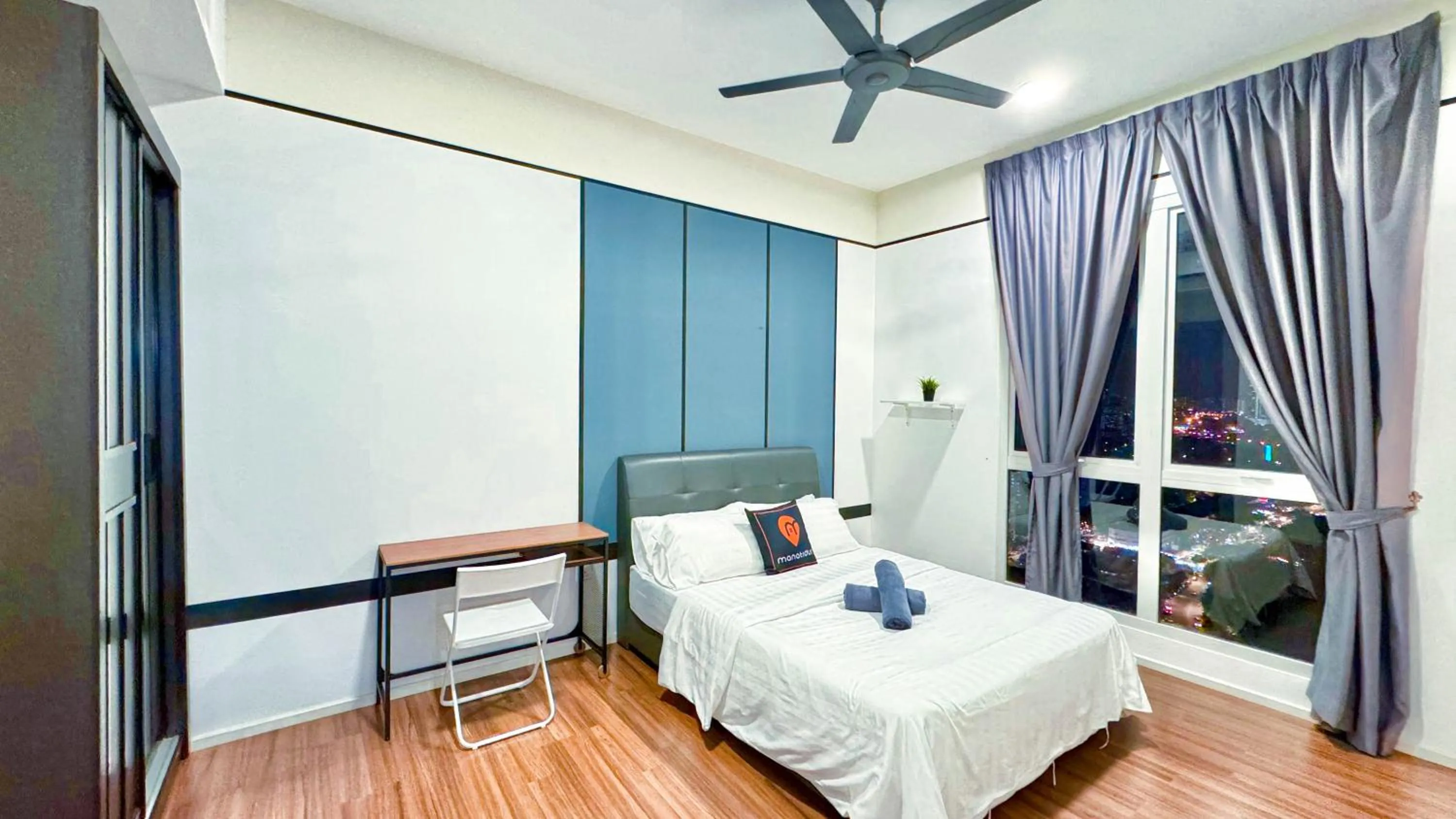 Bedroom, Bed in UNA Serviced Apartment by manatidur