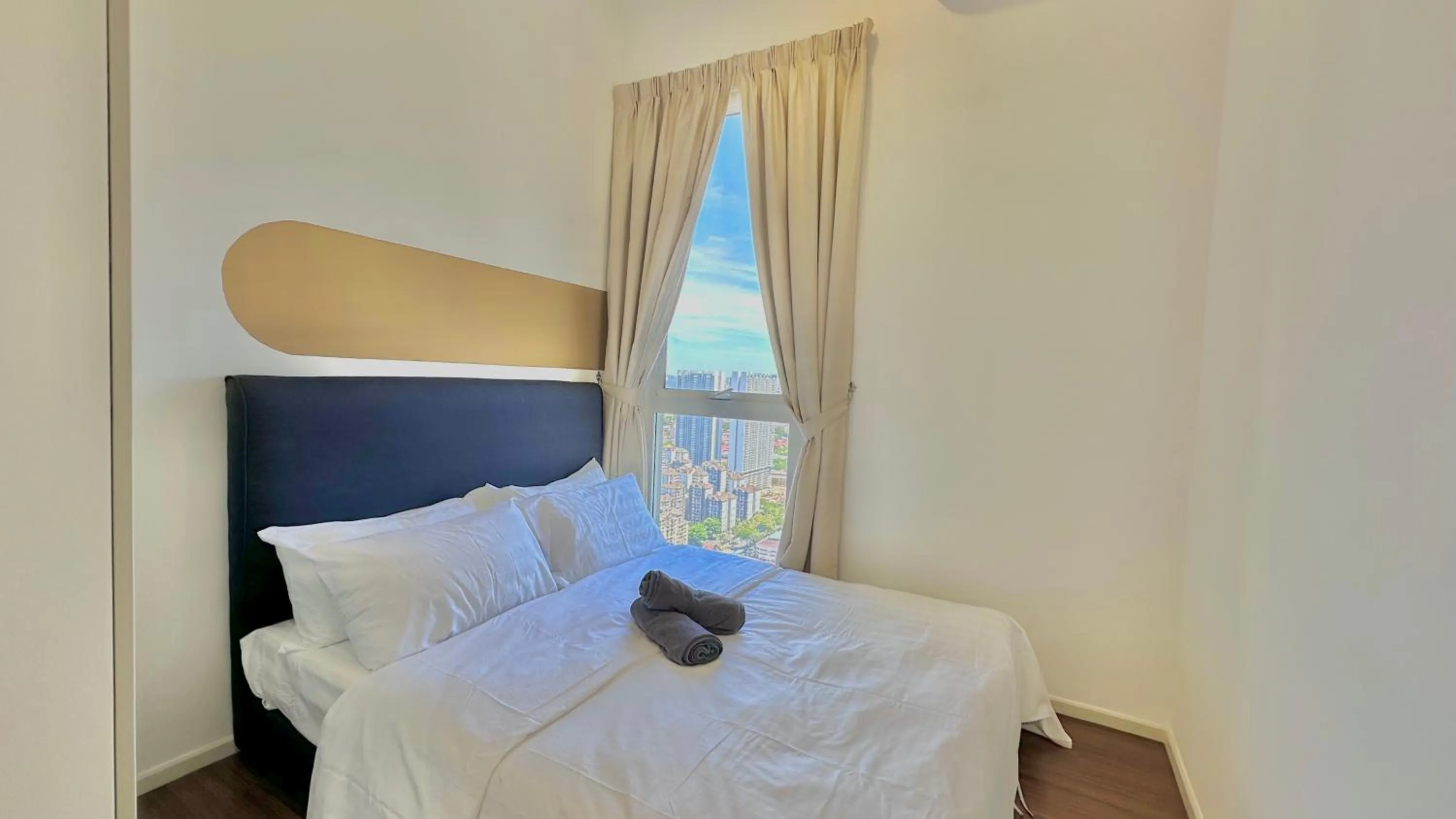 Bedroom, Bed in UNA Serviced Apartment by manatidur