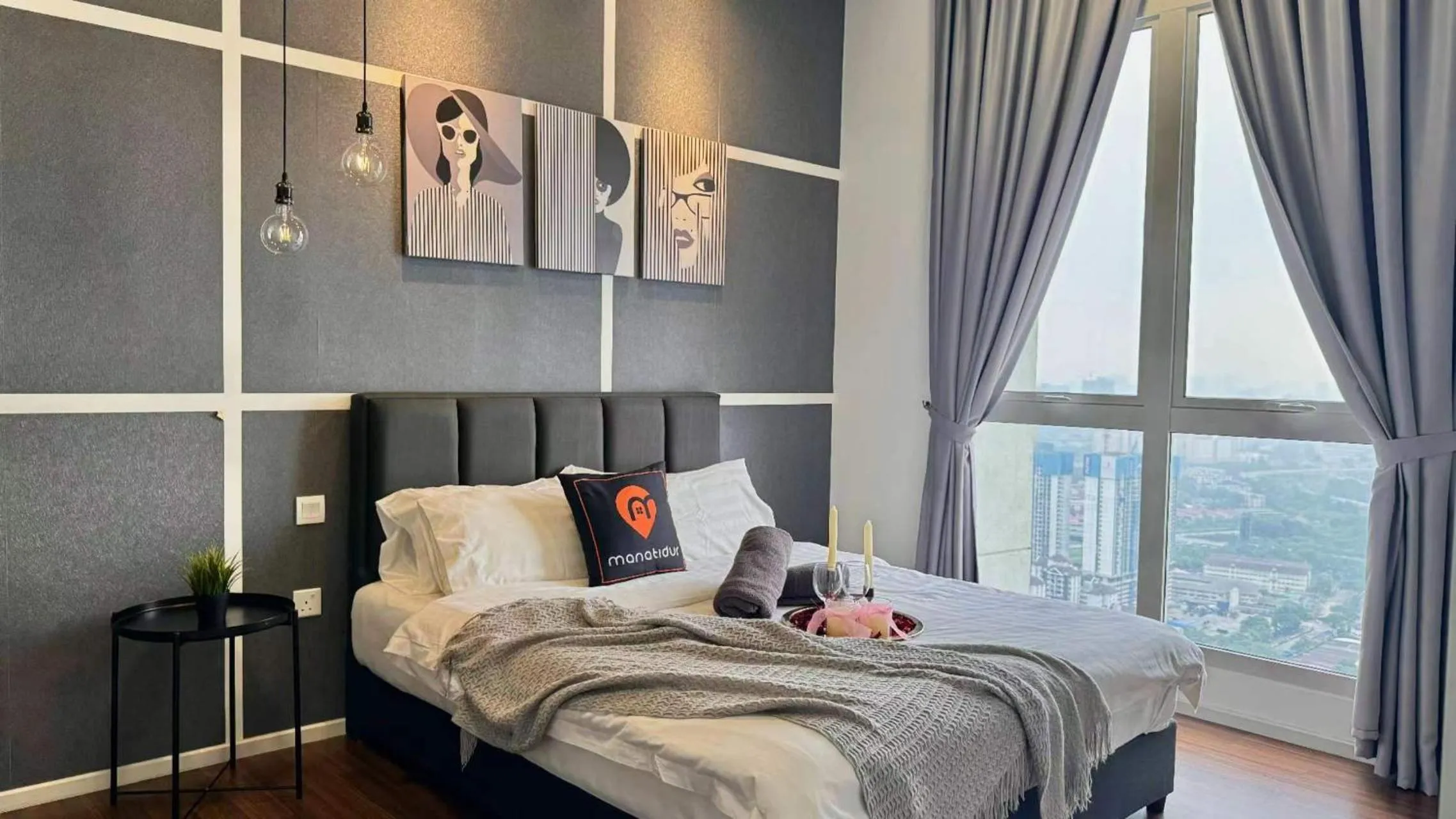 Living room, Bed in UNA Serviced Apartment by manatidur