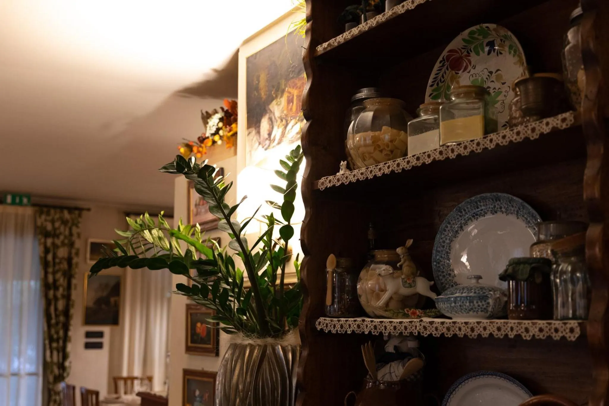 Decorative detail in Hotel Locanda Al Sole