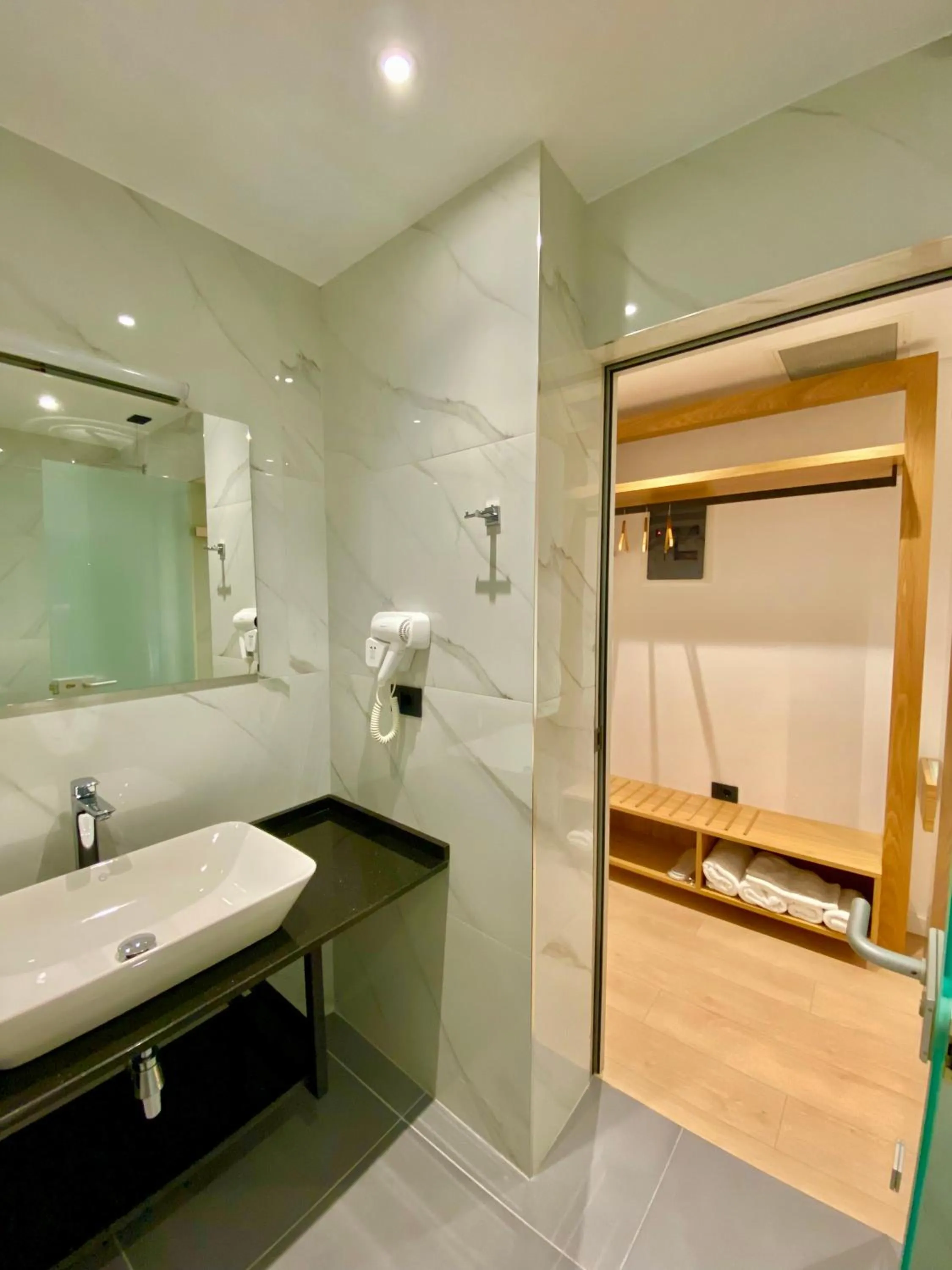 Bathroom in Hotel Nertili