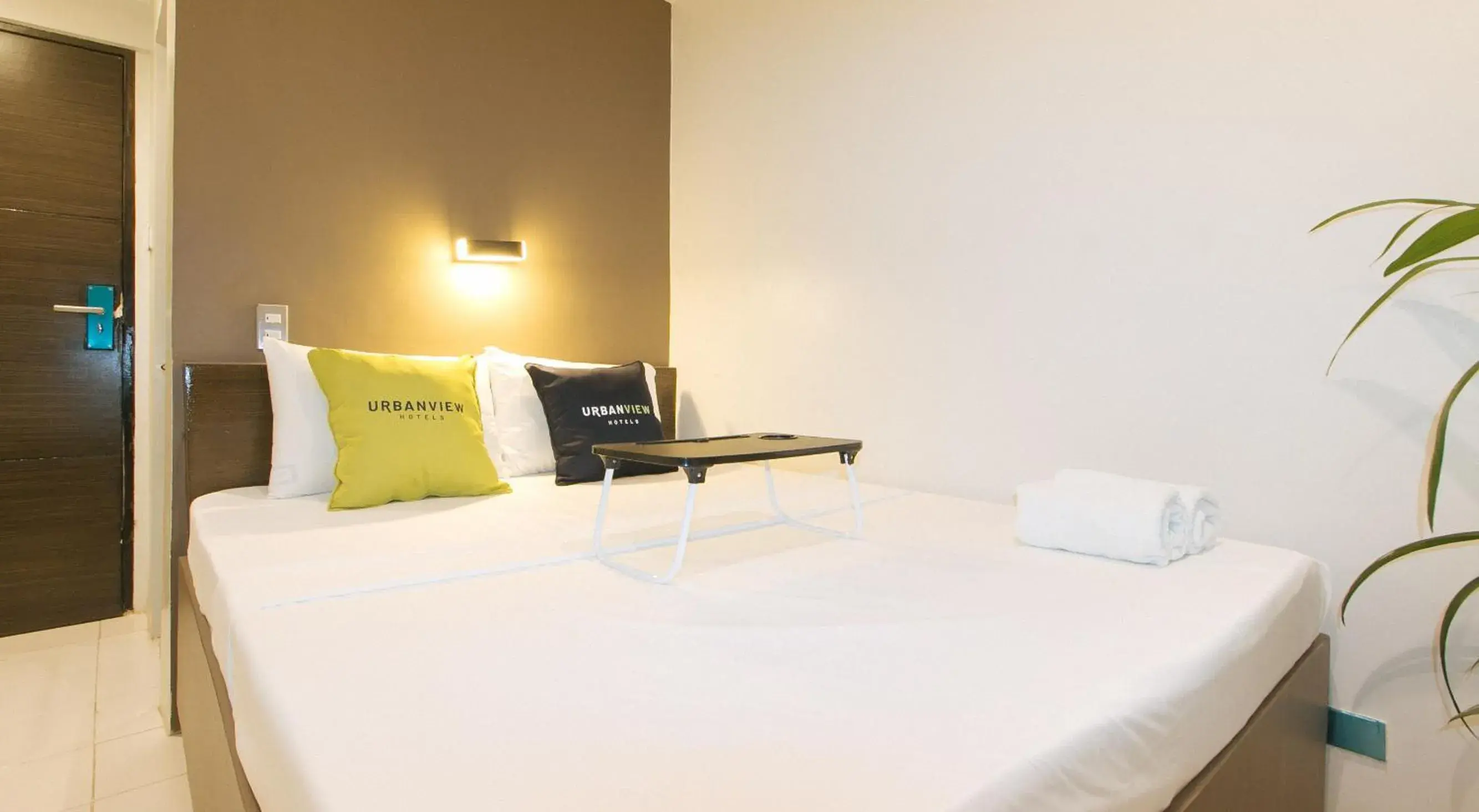 Photo of the whole room, Bed in UrbanView at San Antonio's Place Sampaloc Manila Photo of the whole room, Bed in UrbanView at San Antonio's Place Sampaloc Manila