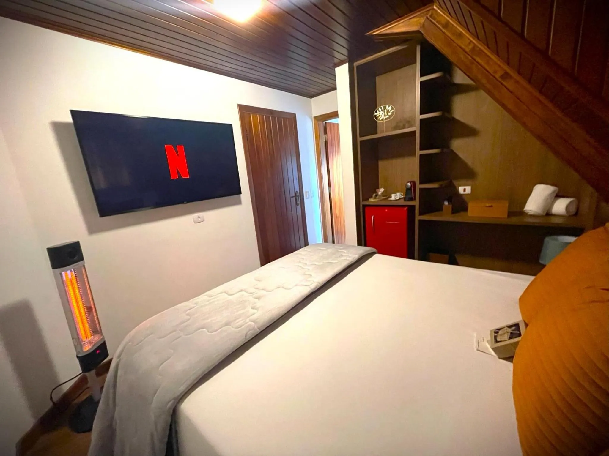 Bedroom, Bed in Casa Três Rios - Campos do Jordão