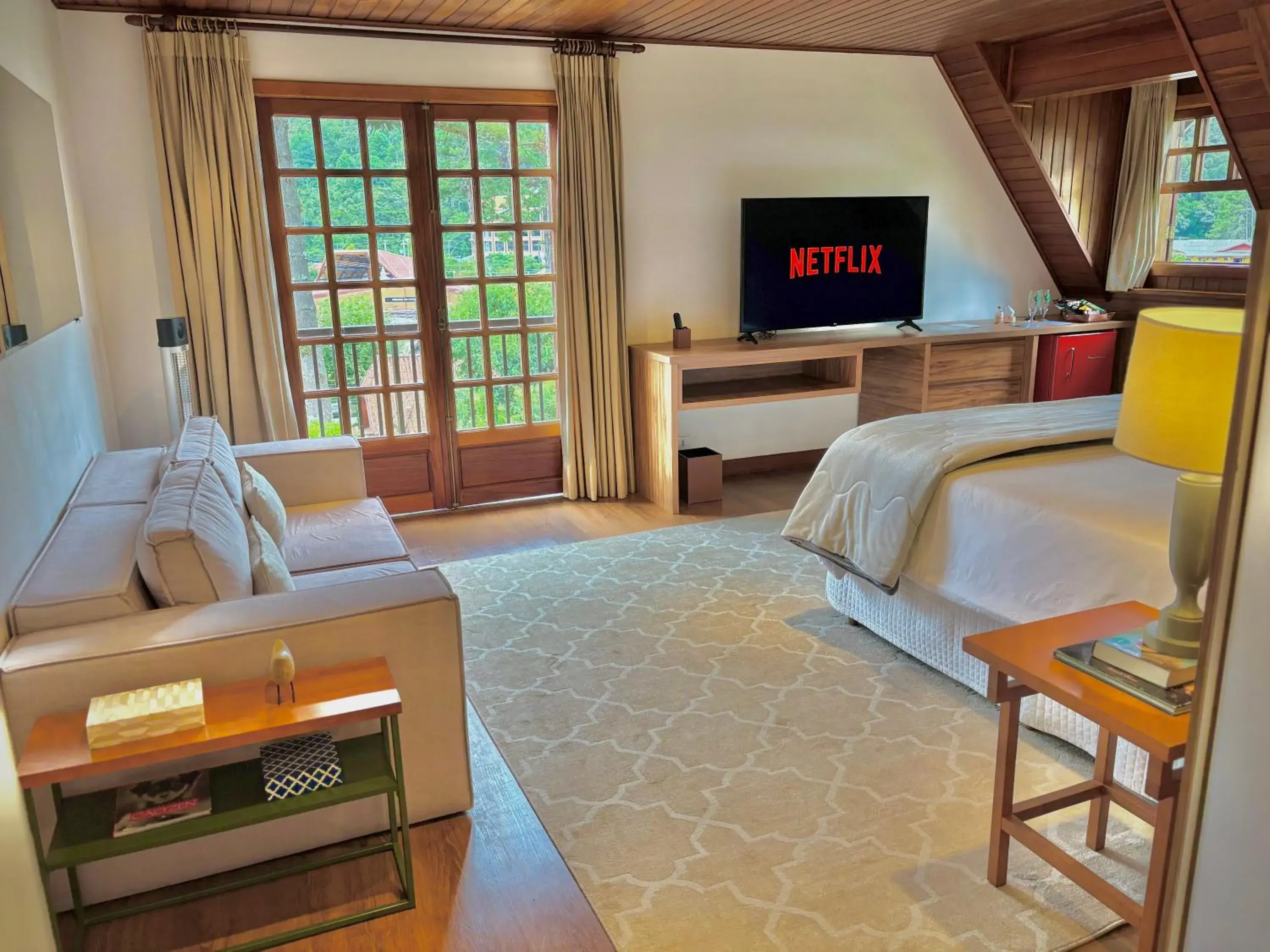 Deluxe Suite with Spa Bath in Casa Três Rios - Campos do Jordão Deluxe Suite with Spa Bath in Casa Três Rios - Campos do Jordão