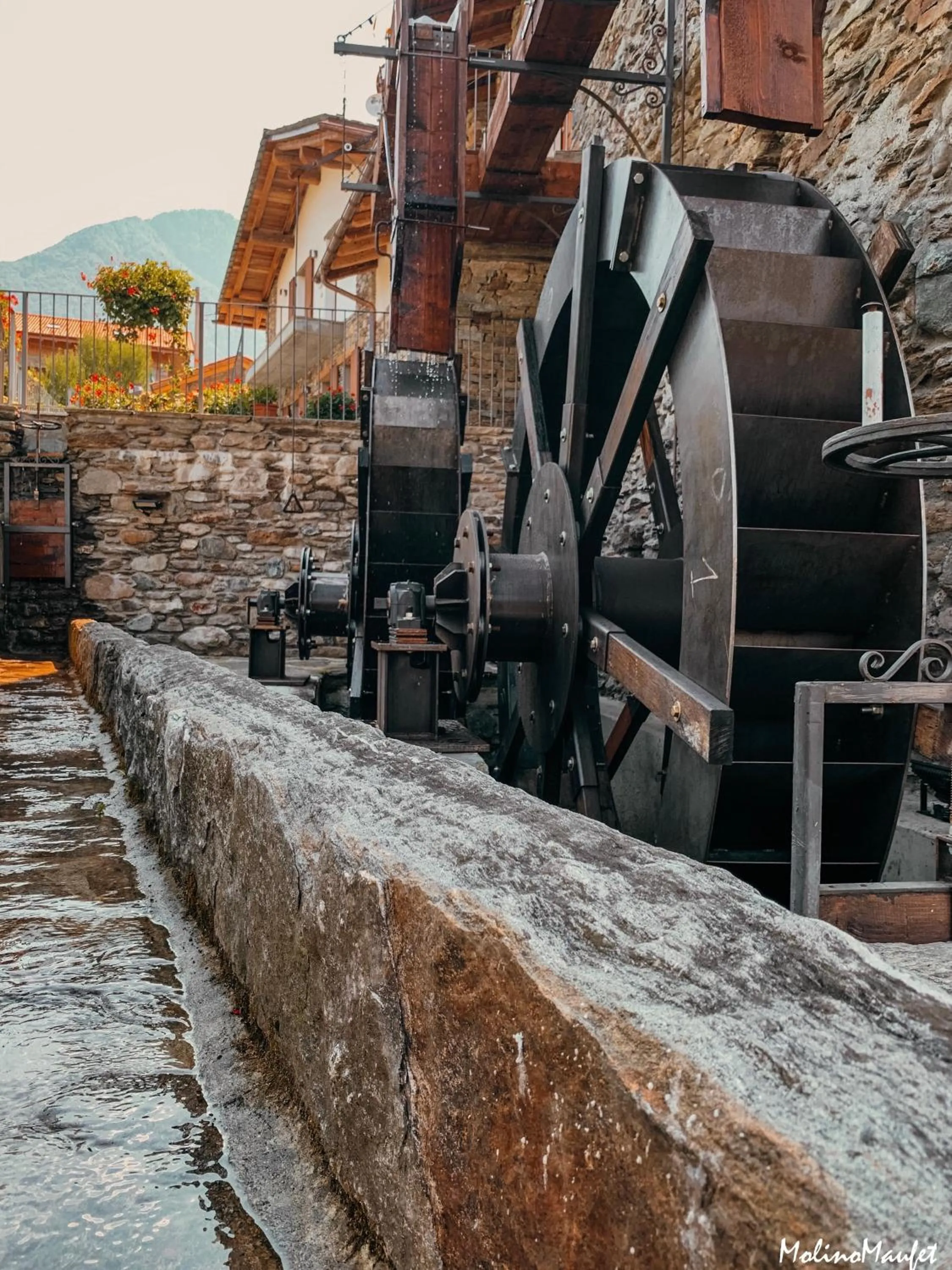 Property building in Alle Macine - Historic Molino Maufet Watermill - Lake Como