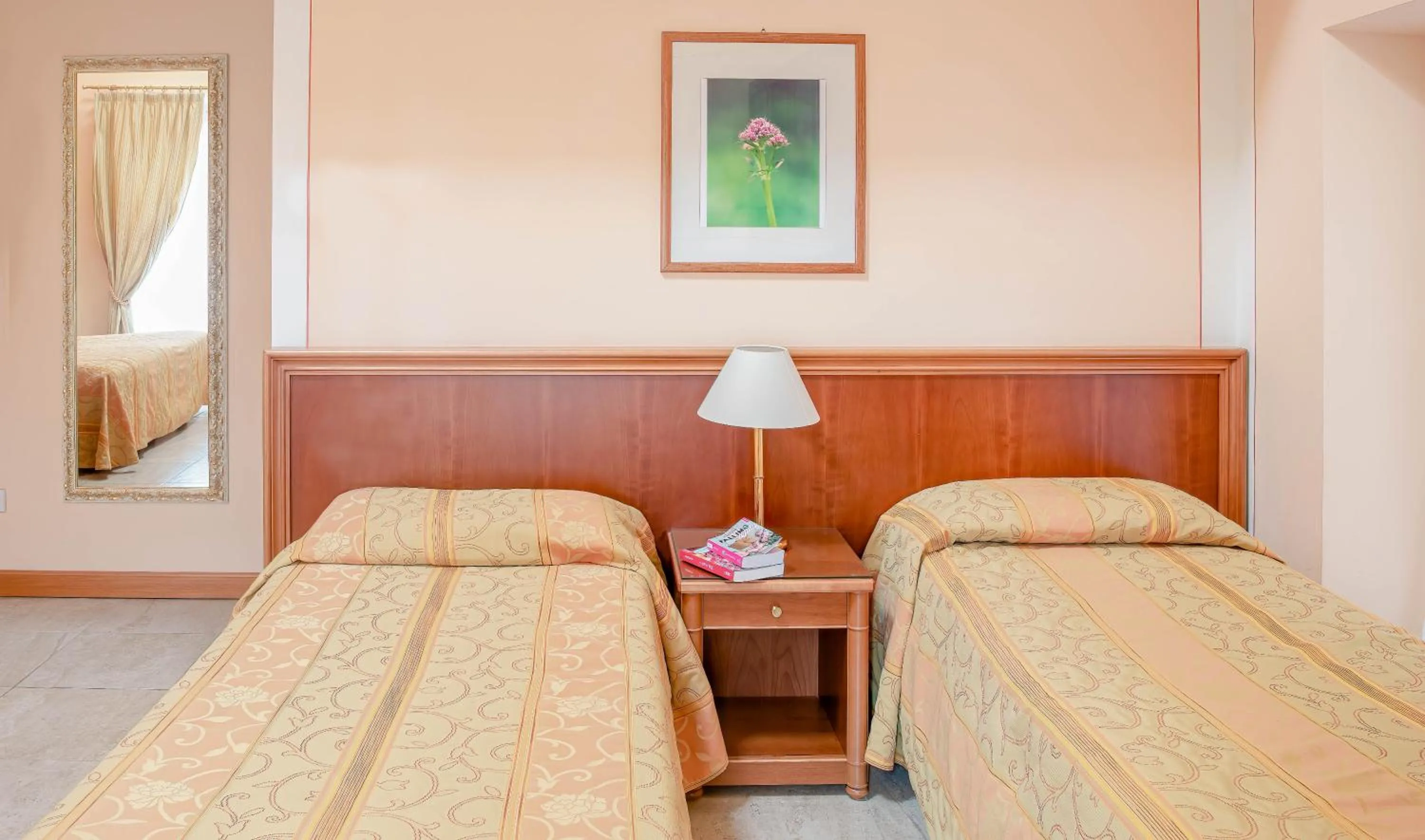 Bed in LVG Hotel Collection - Belvedere San Gottardo