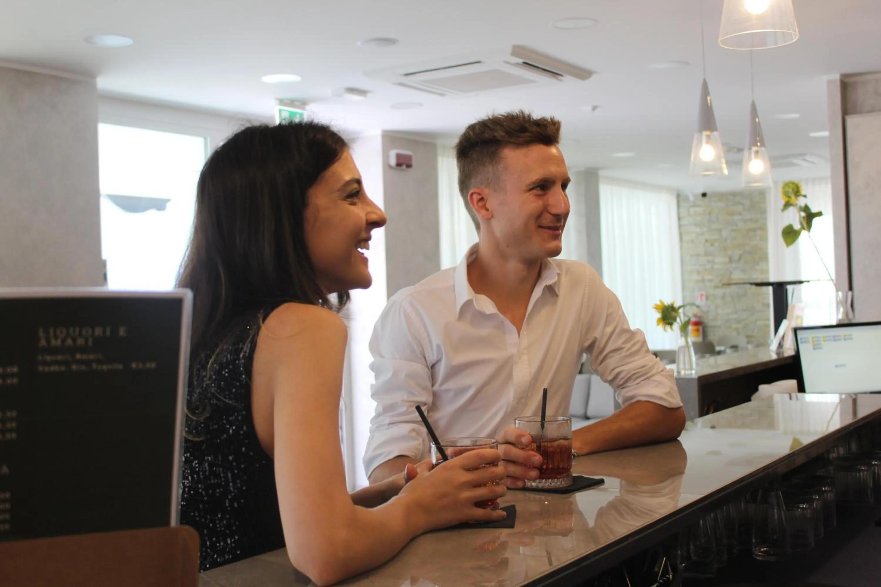 Lounge or bar in B&B Primrose Residence Hotel