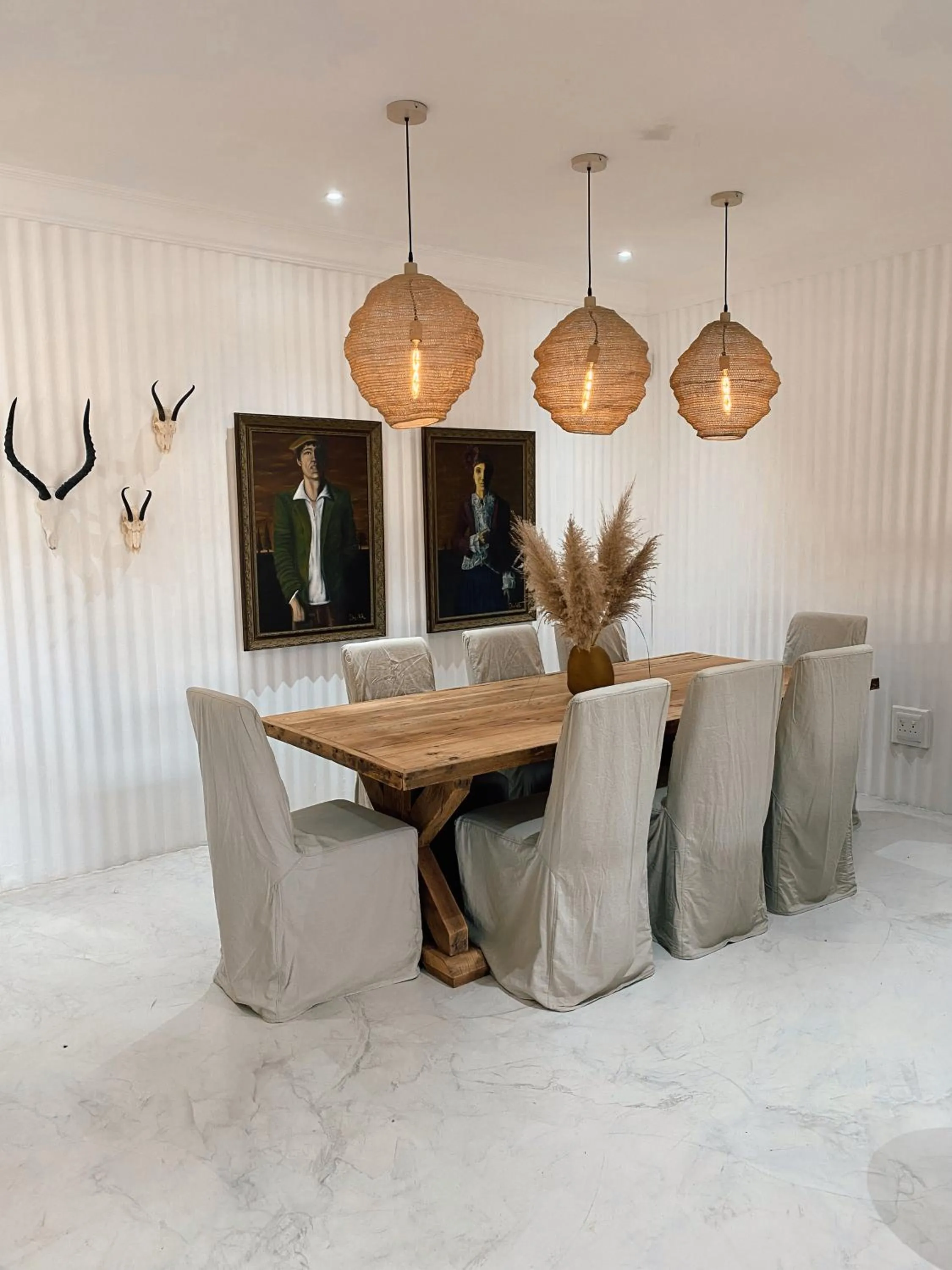 Dining area in Viewpoint Estate Accommodation