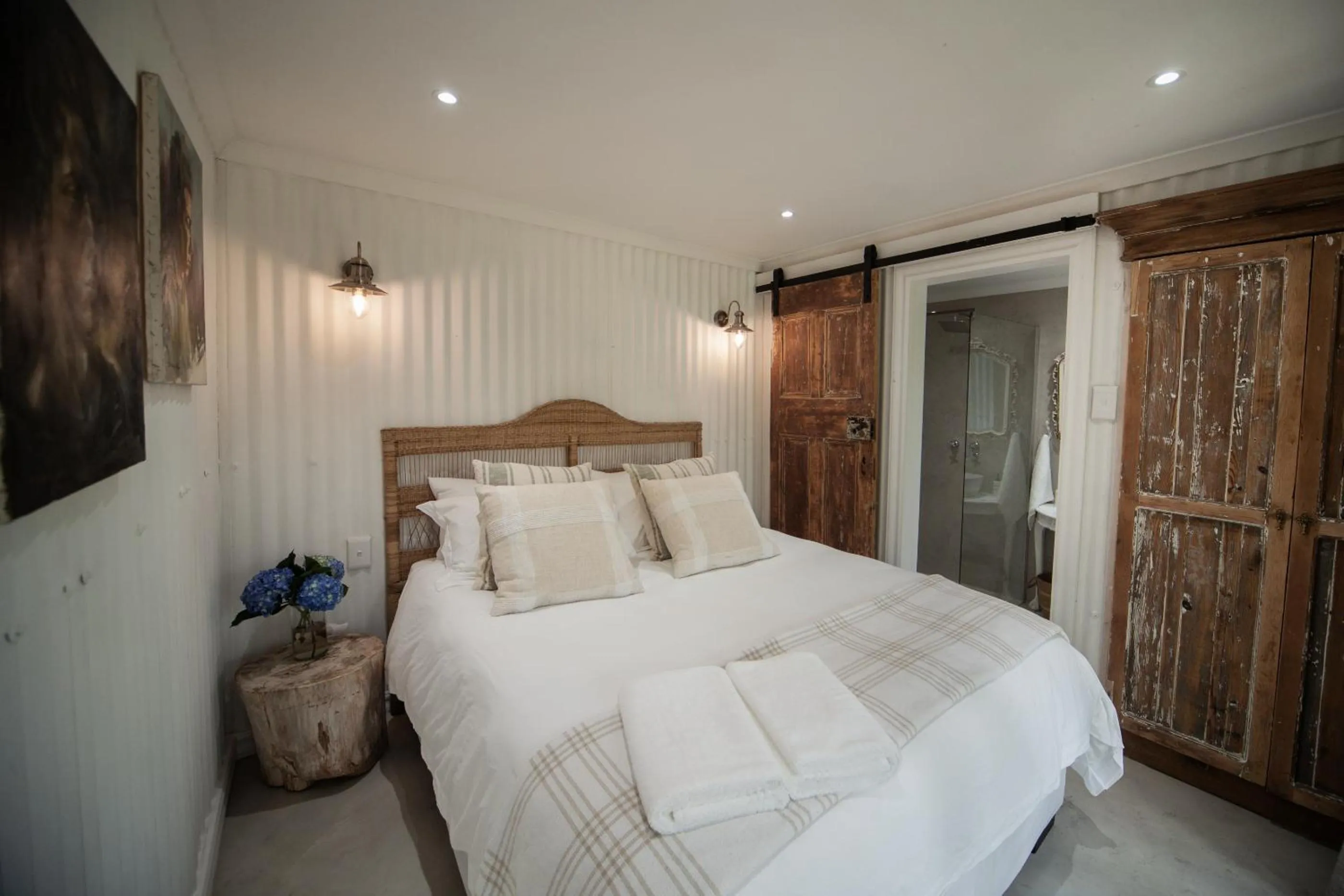 Bed in Viewpoint Estate Accommodation