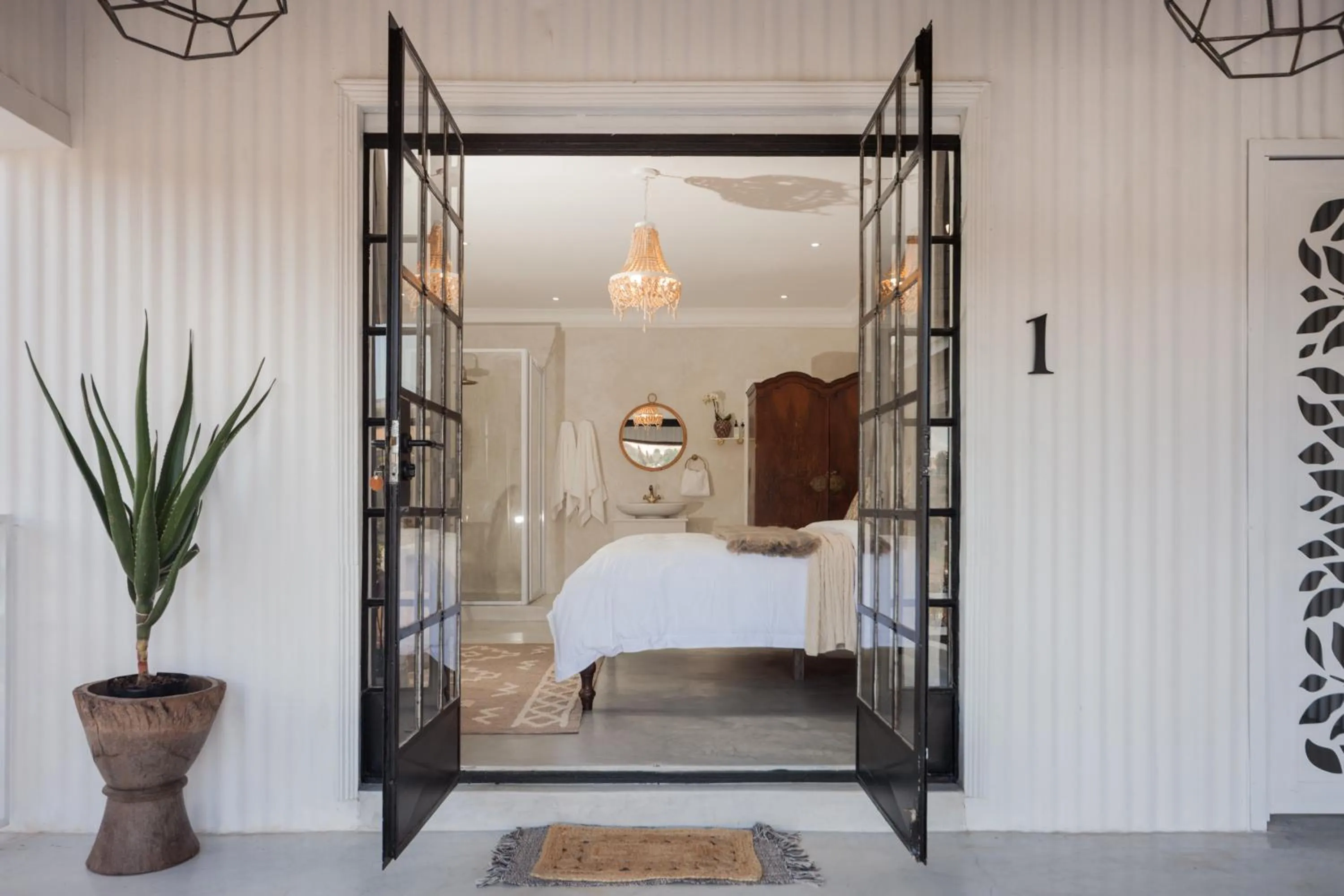 Photo of the whole room, Bed in Viewpoint Estate Accommodation