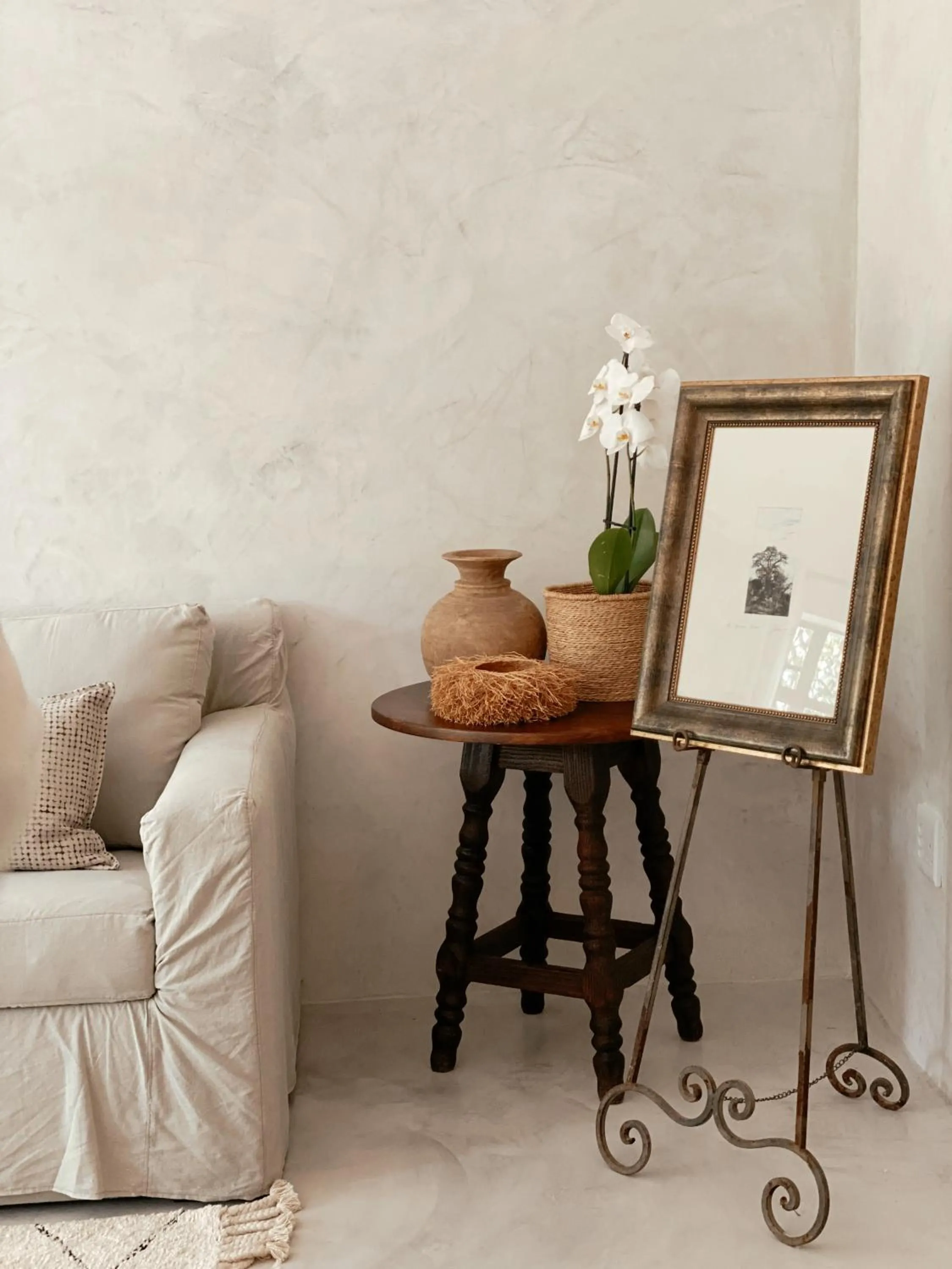 Seating area in Viewpoint Estate Accommodation