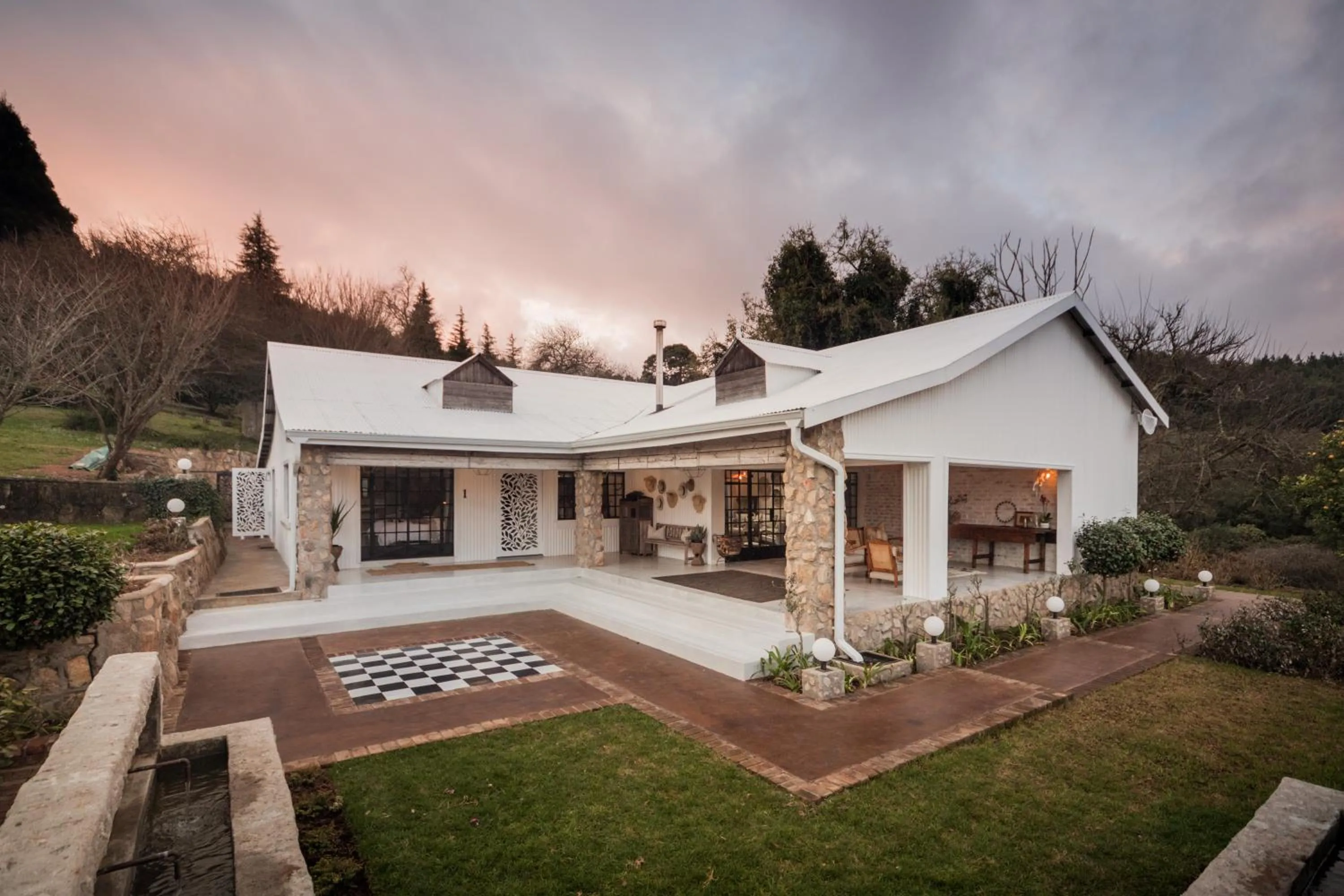 Property building in Viewpoint Estate Accommodation