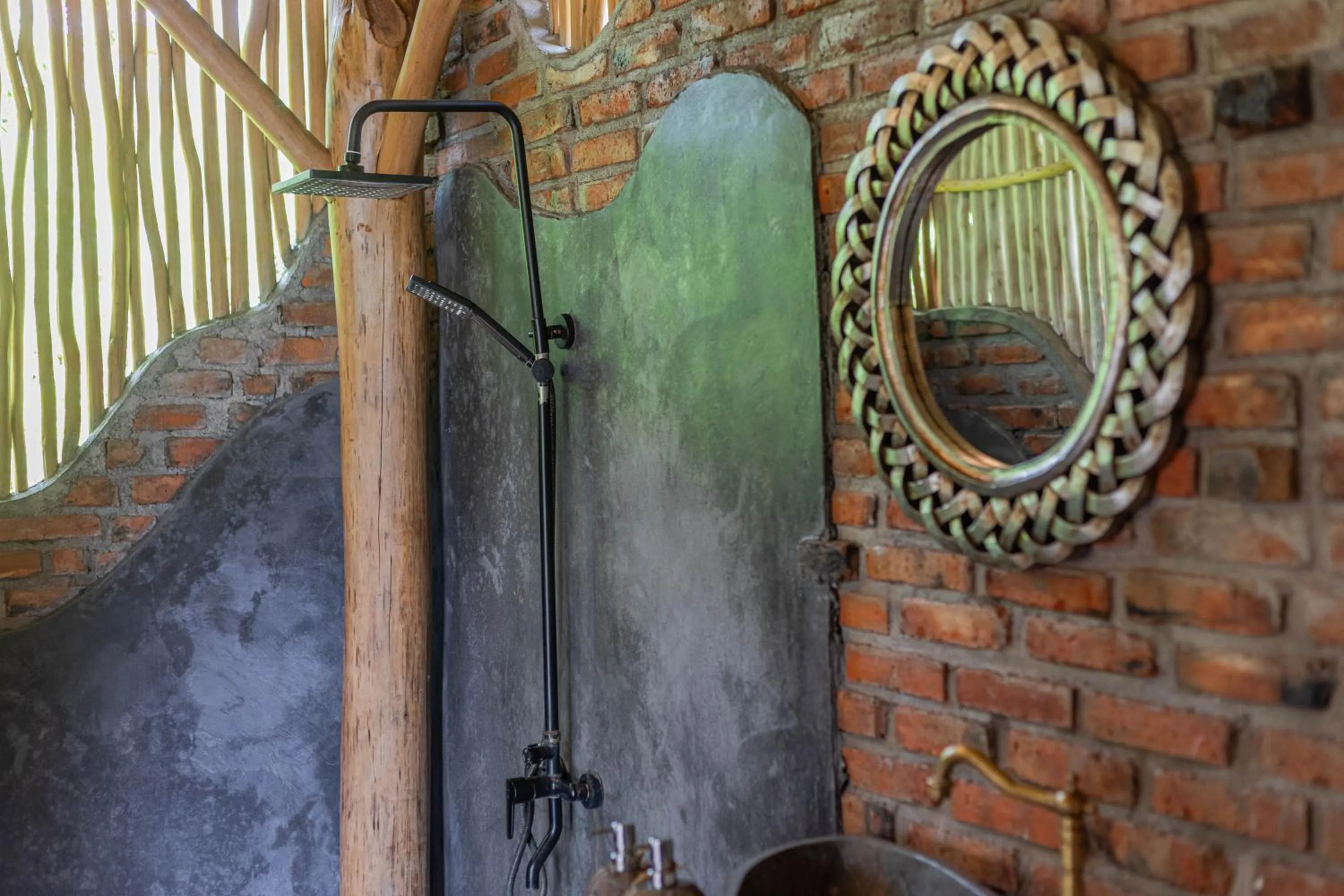 Shower in Shigar Livin Bali
