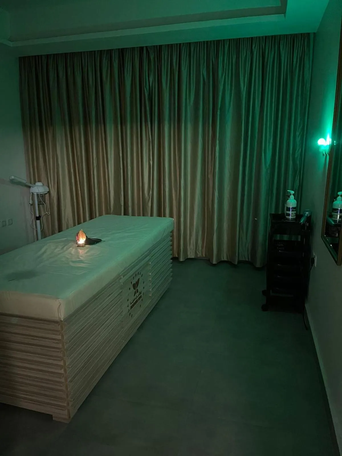 Massage, Bed in Smayah Residence Hotel - Riyadh Convention & Exhibition center