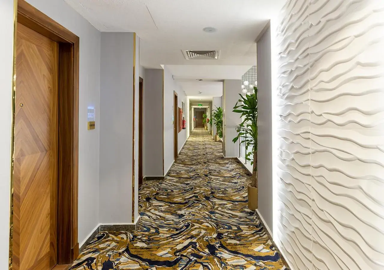 Property building in Smayah Residence Property building in Smayah Residence