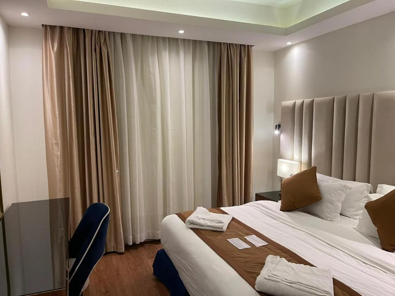 Bed in Smayah Residence Hotel - Riyadh Convention & Exhibition center