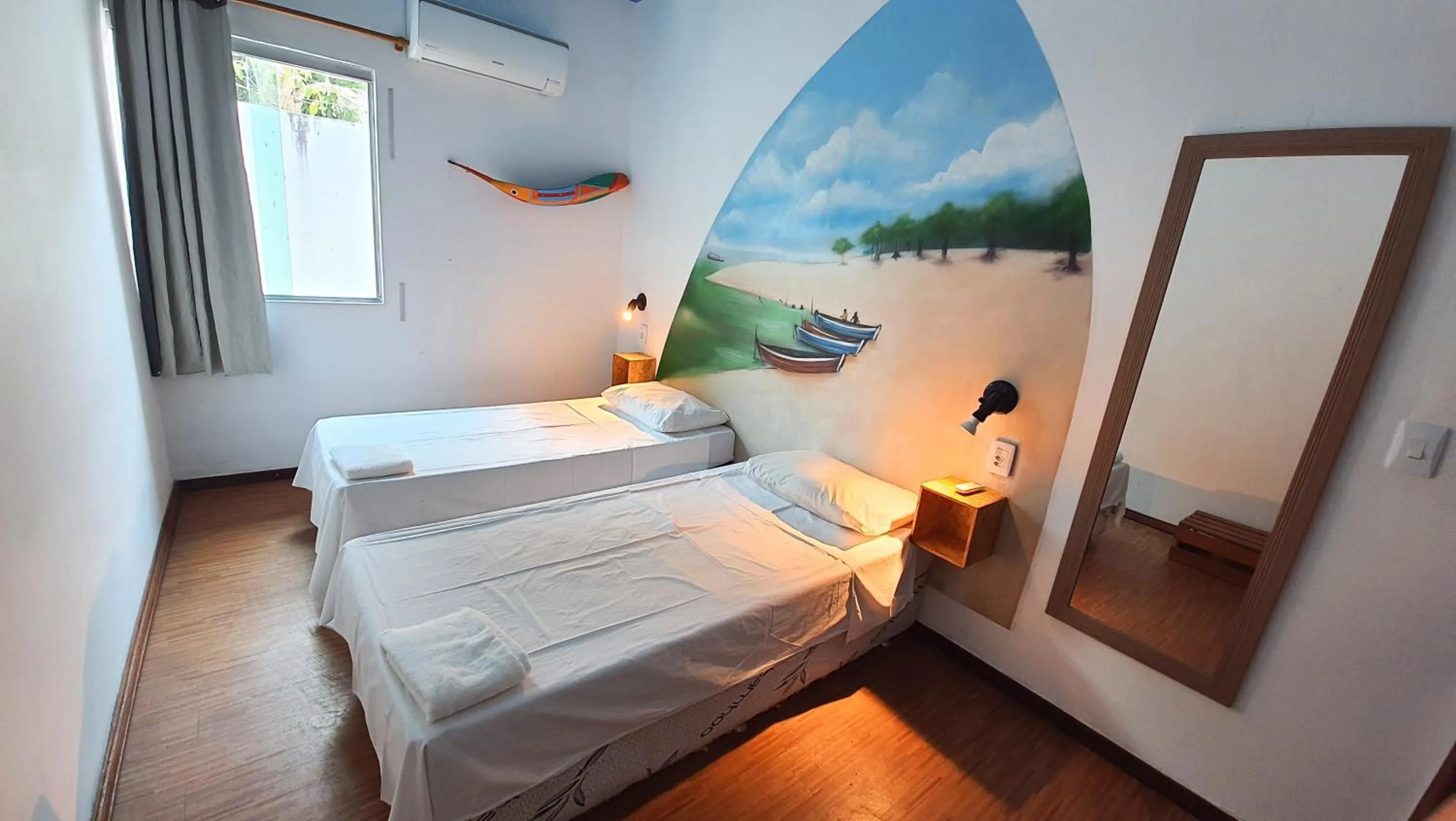 Photo of the whole room, Bed in Local Hostel Manaus