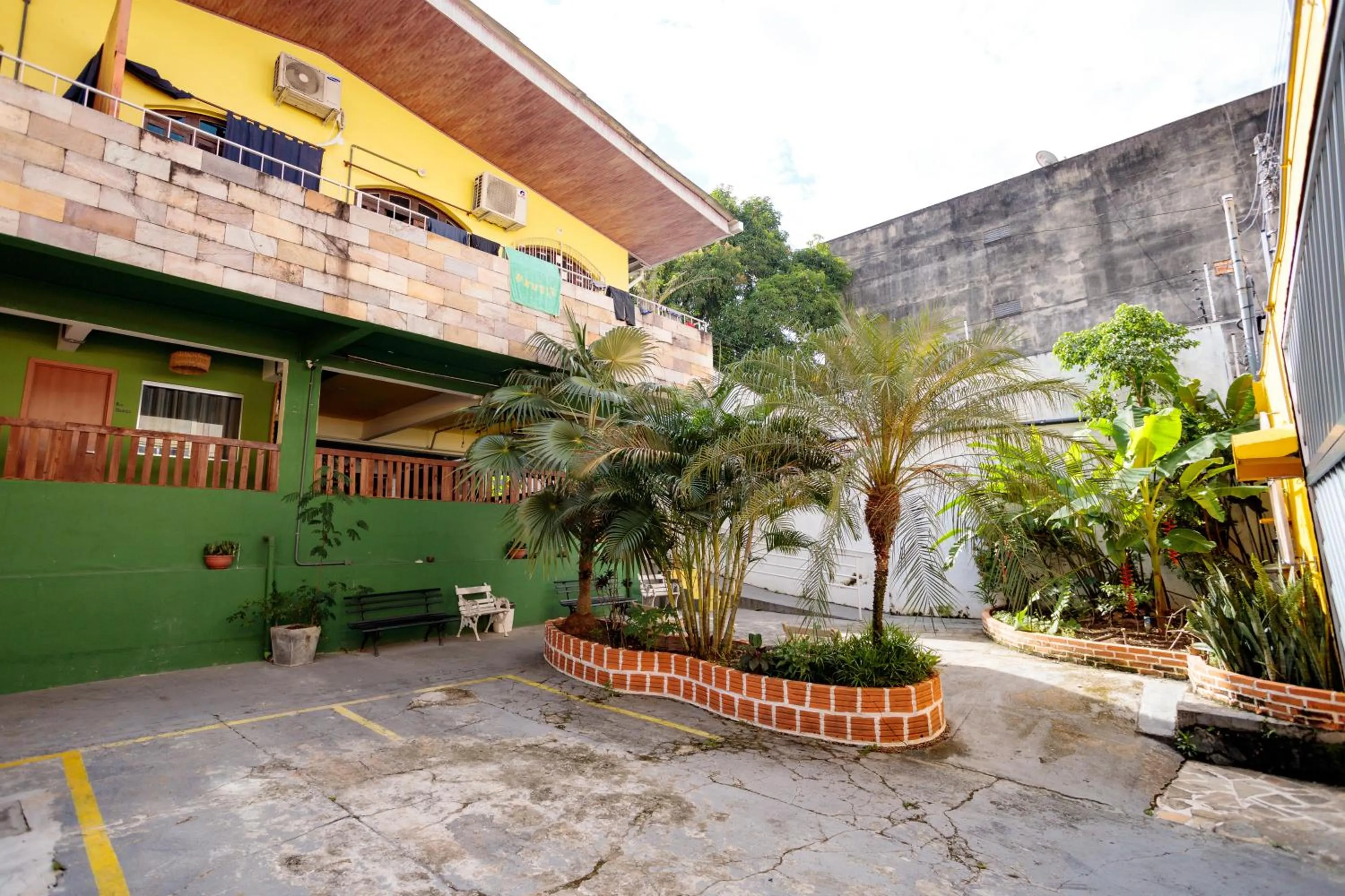 Property building in Local Hostel Manaus