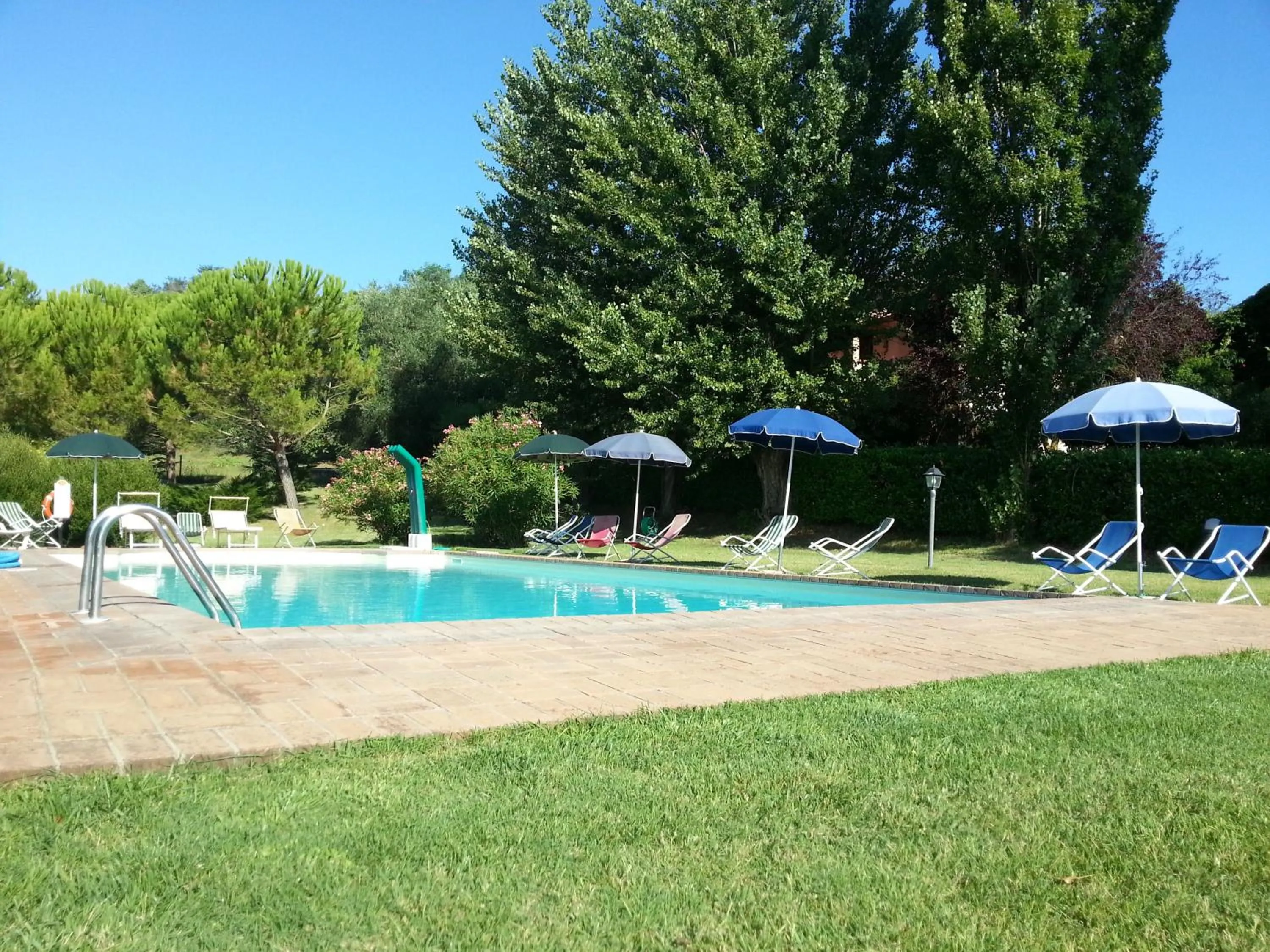 Swimming pool in Il Borghetto