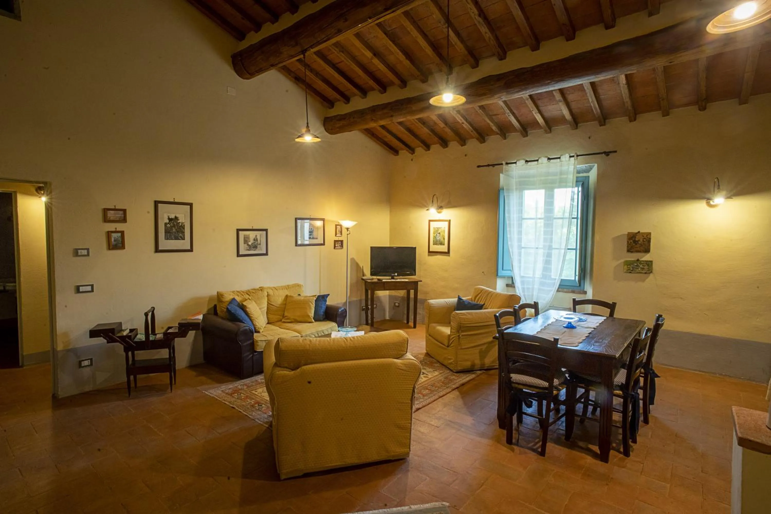 Communal lounge/ TV room in Cortona Resort-Le Terre Dei Cavalieri