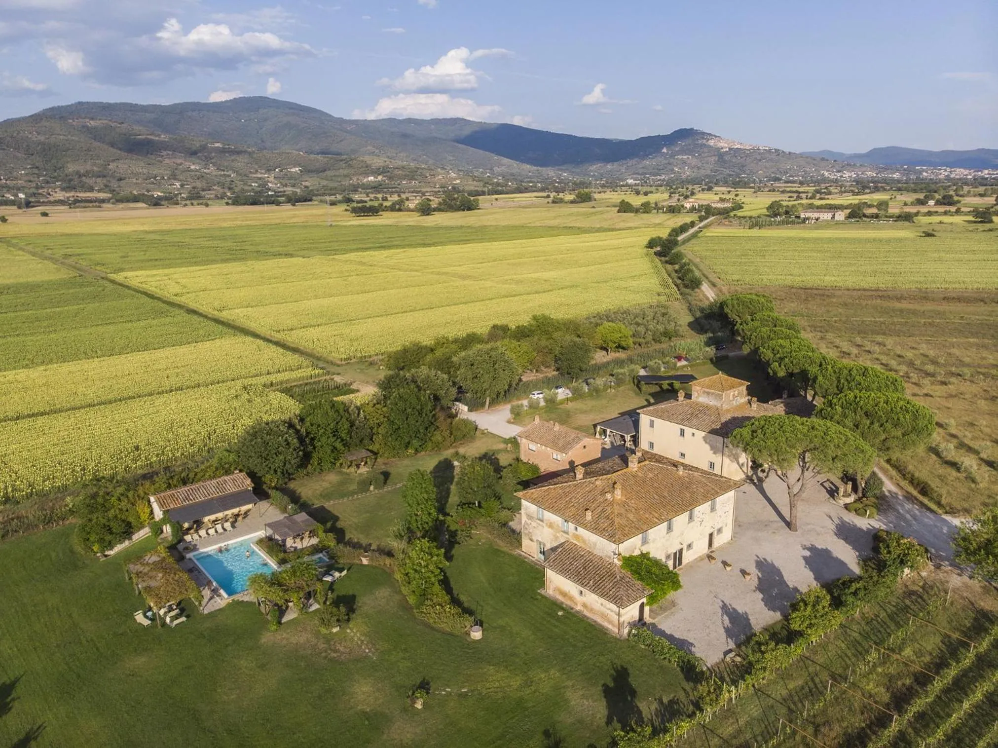 Bird's eye view in Cortona Resort-Le Terre Dei Cavalieri