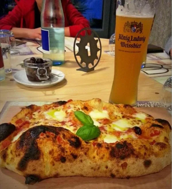 Restaurant/places to eat in Hotel Panorama