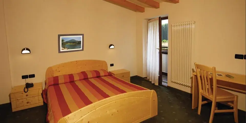 Double Room in Hotel Italia Double Room in Hotel Italia