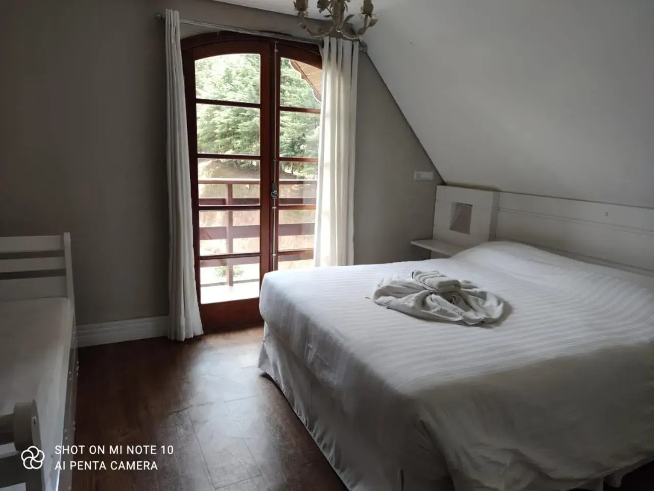 Triple Room with Balcony in Pousada Château dos Fontes Triple Room with Balcony in Pousada Château dos Fontes