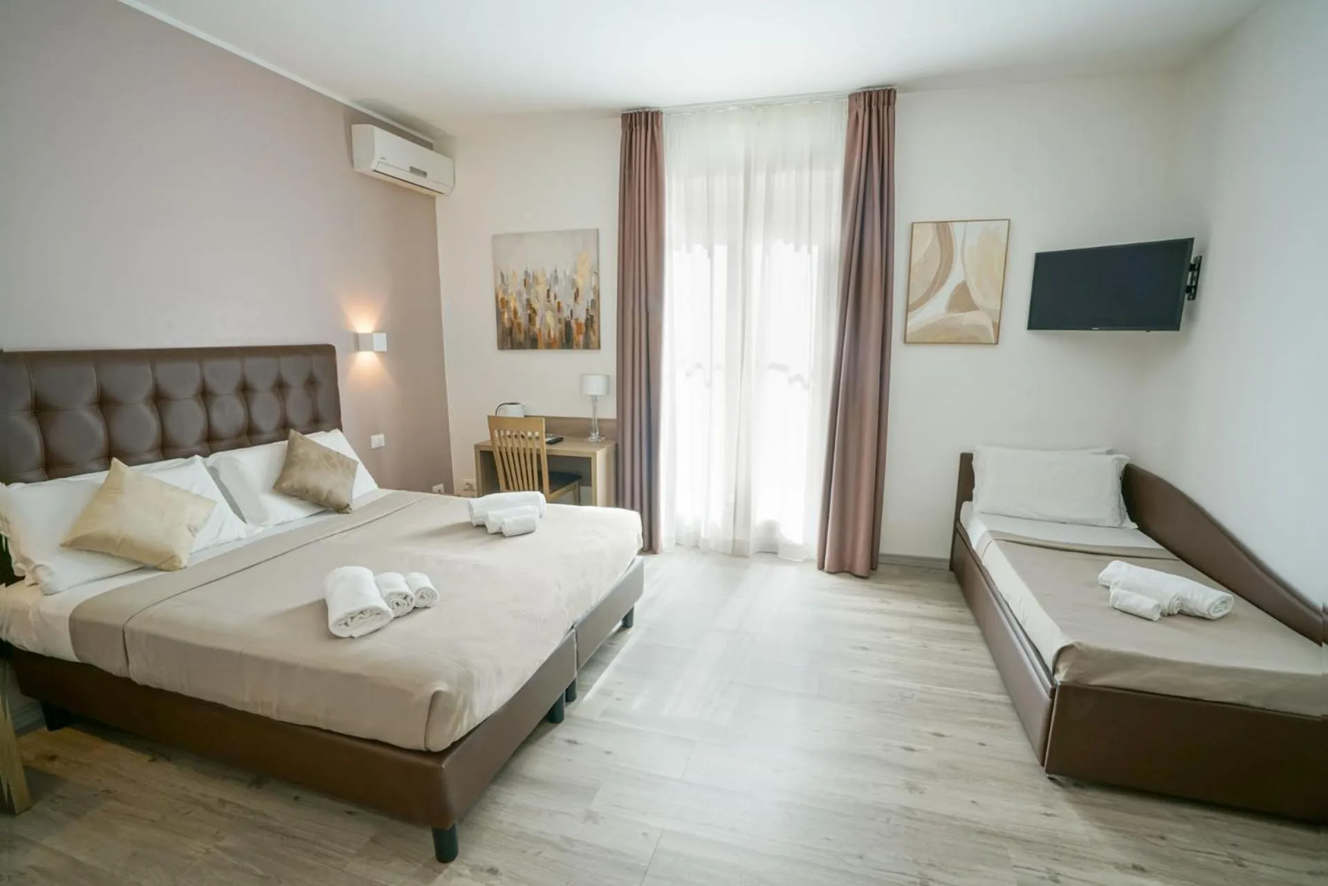 Bed in Hotel St. Moritz