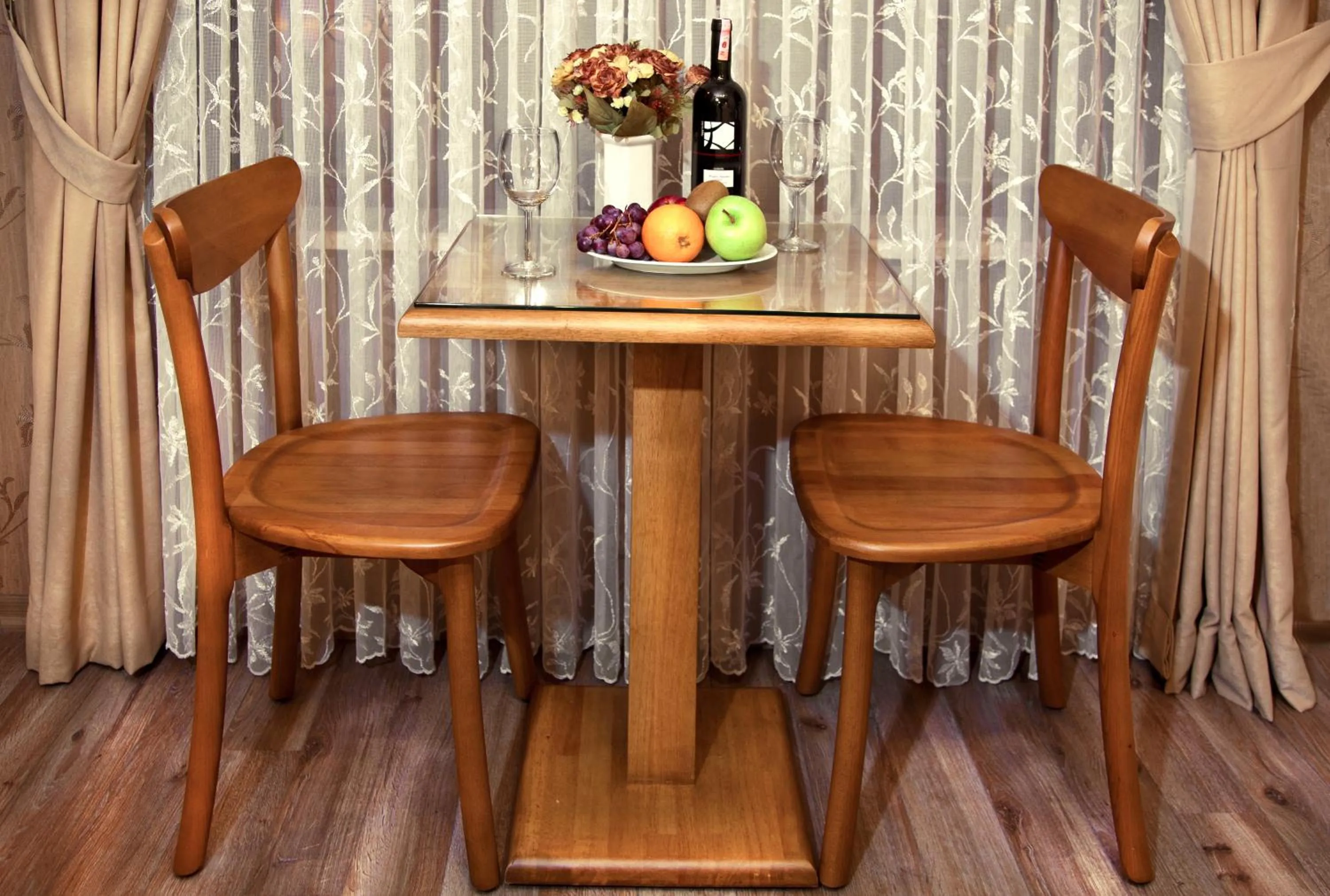 Dining area in Sultanahmet Suites