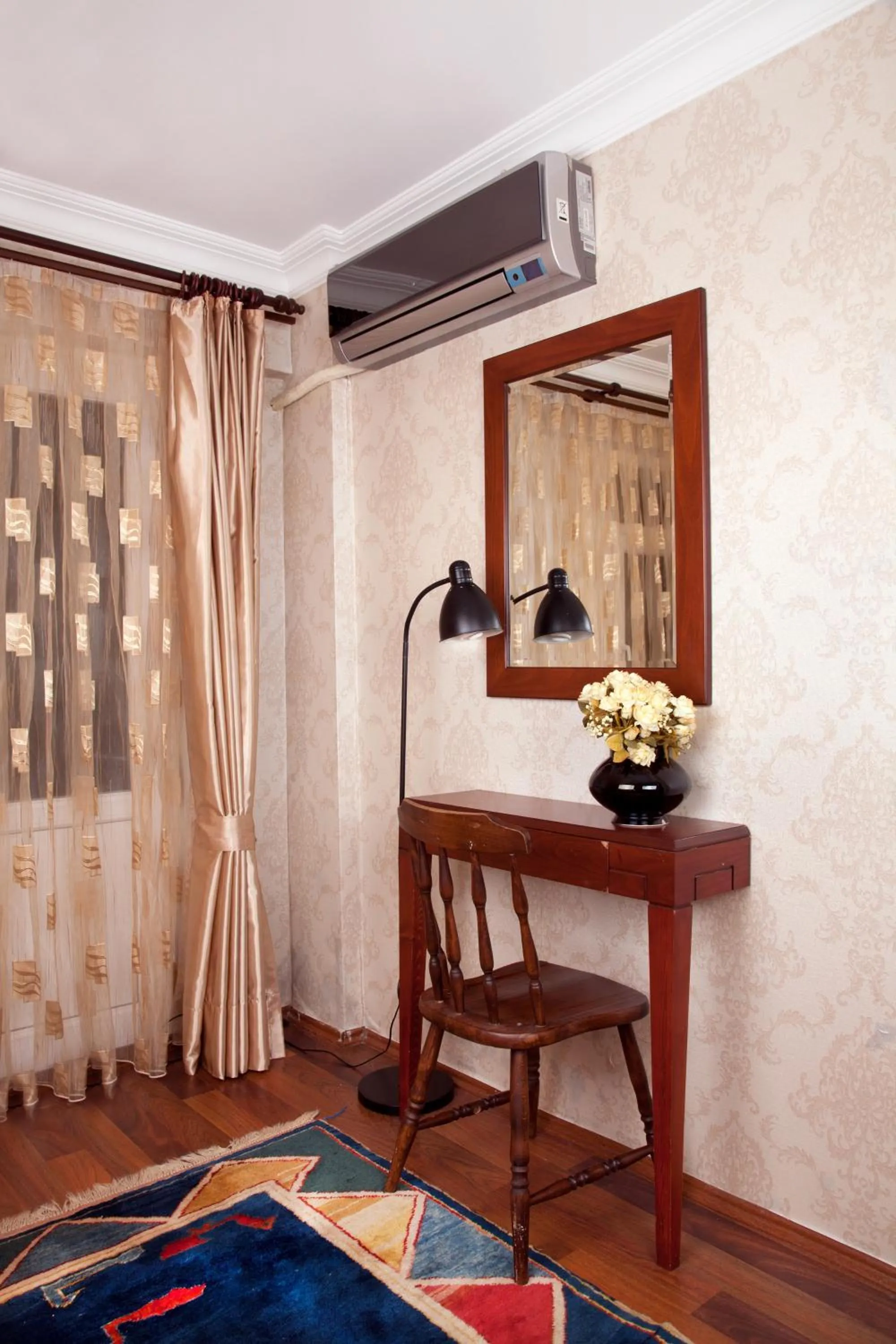 Decorative detail, Bed in Sultanahmet Suites