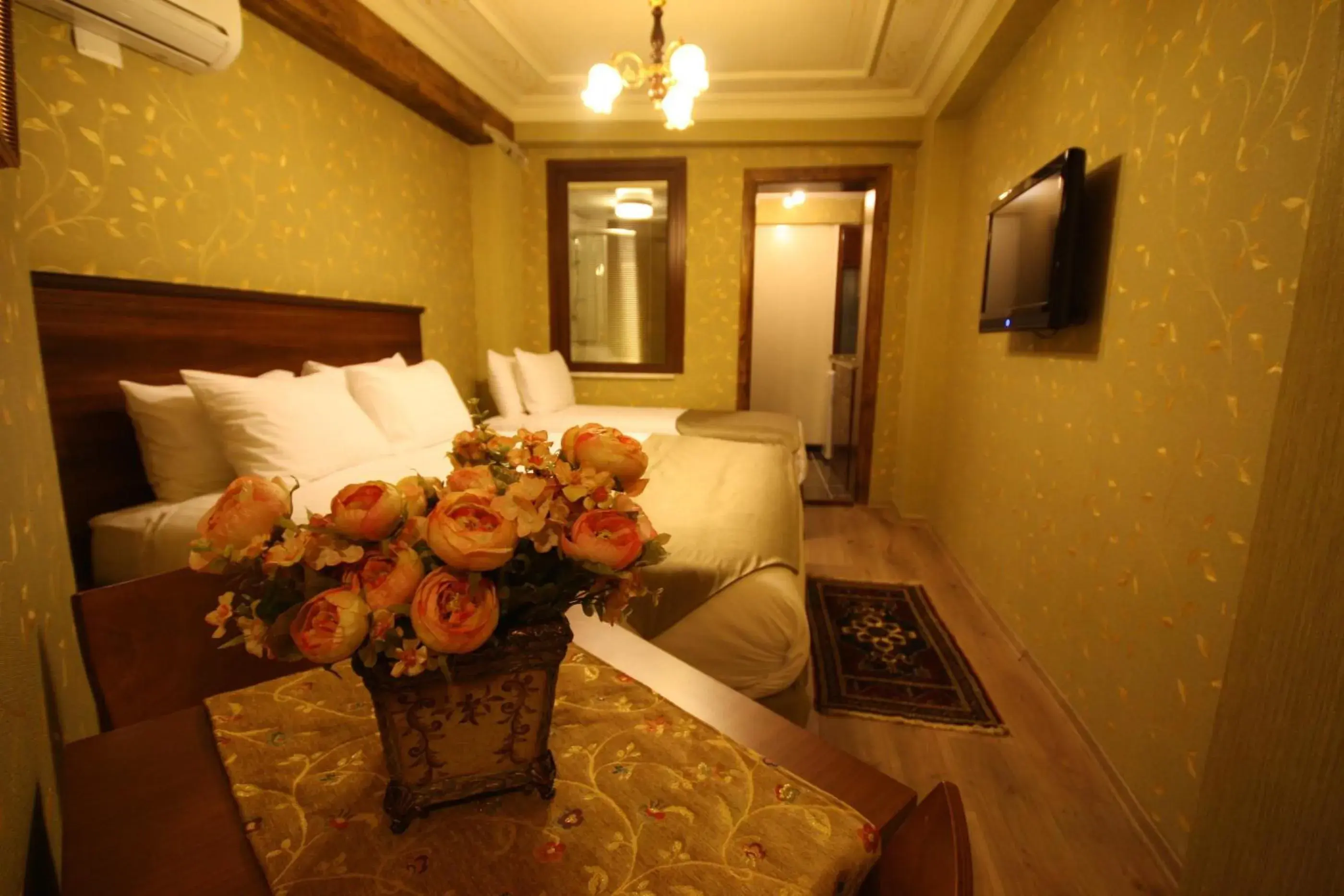 Bedroom, Bed in Sultanahmet Suites Bedroom, Bed in Sultanahmet Suites