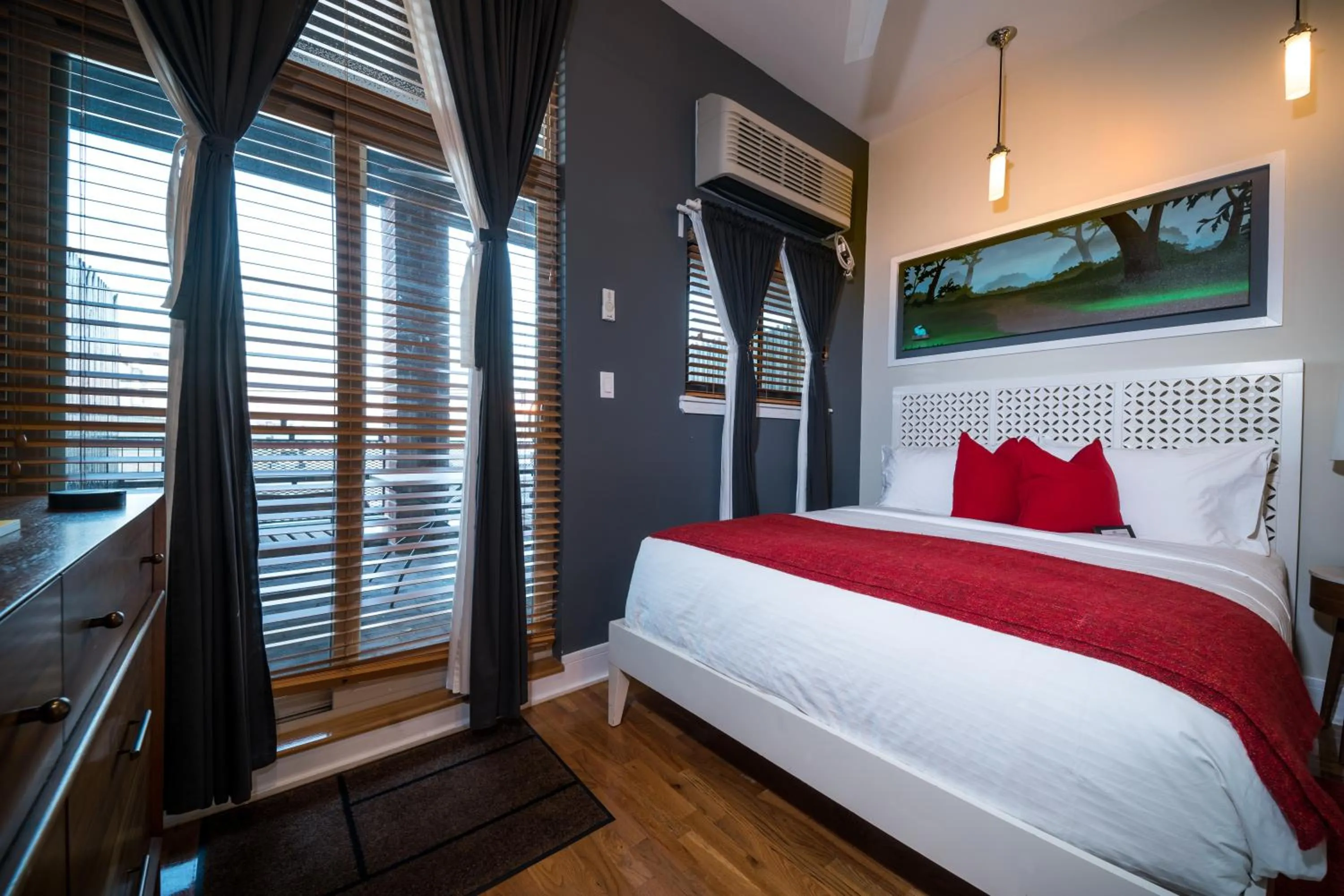 Bed in Henry Norman Hotel