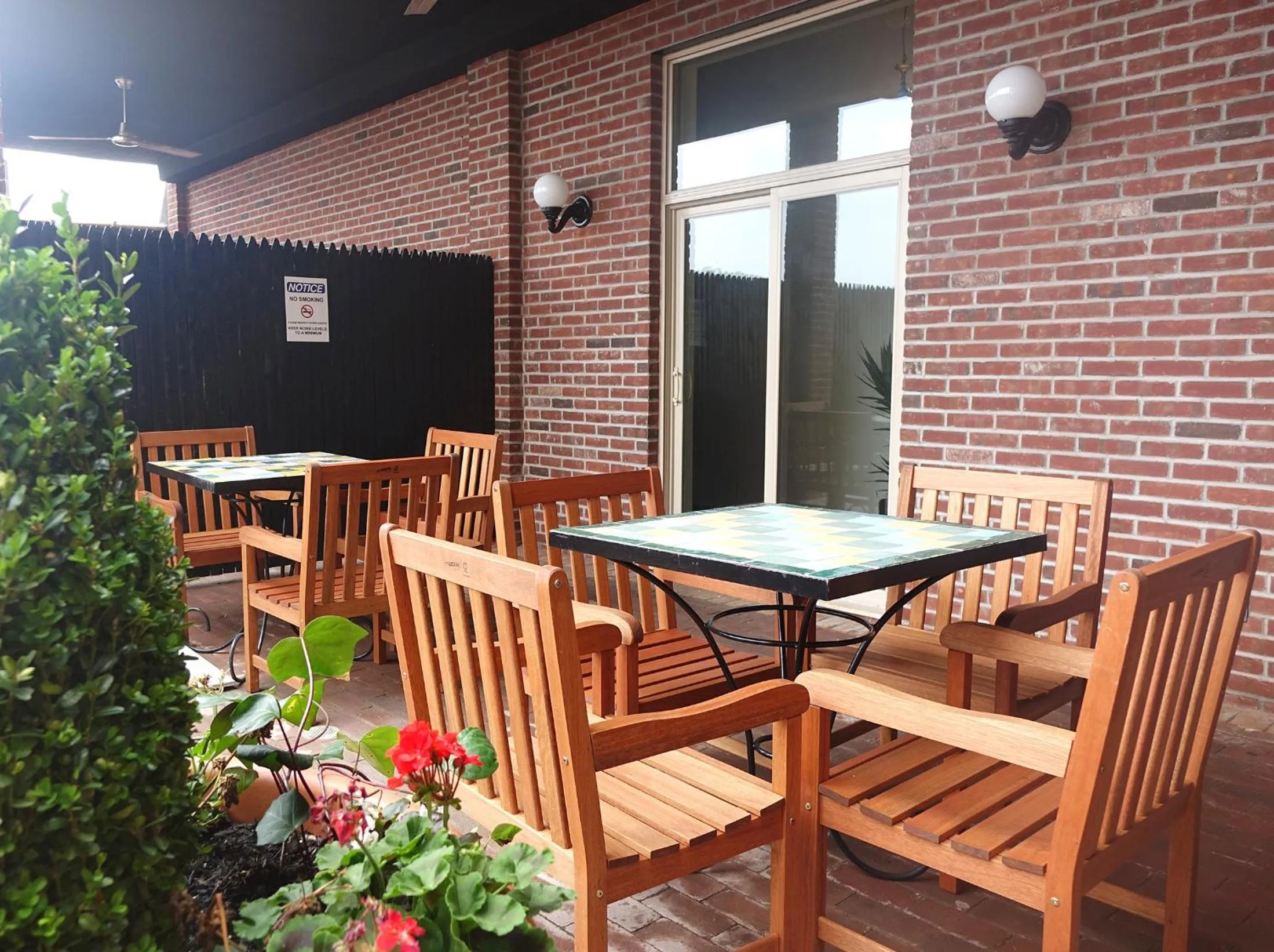 Decorative detail in Henry Norman Hotel