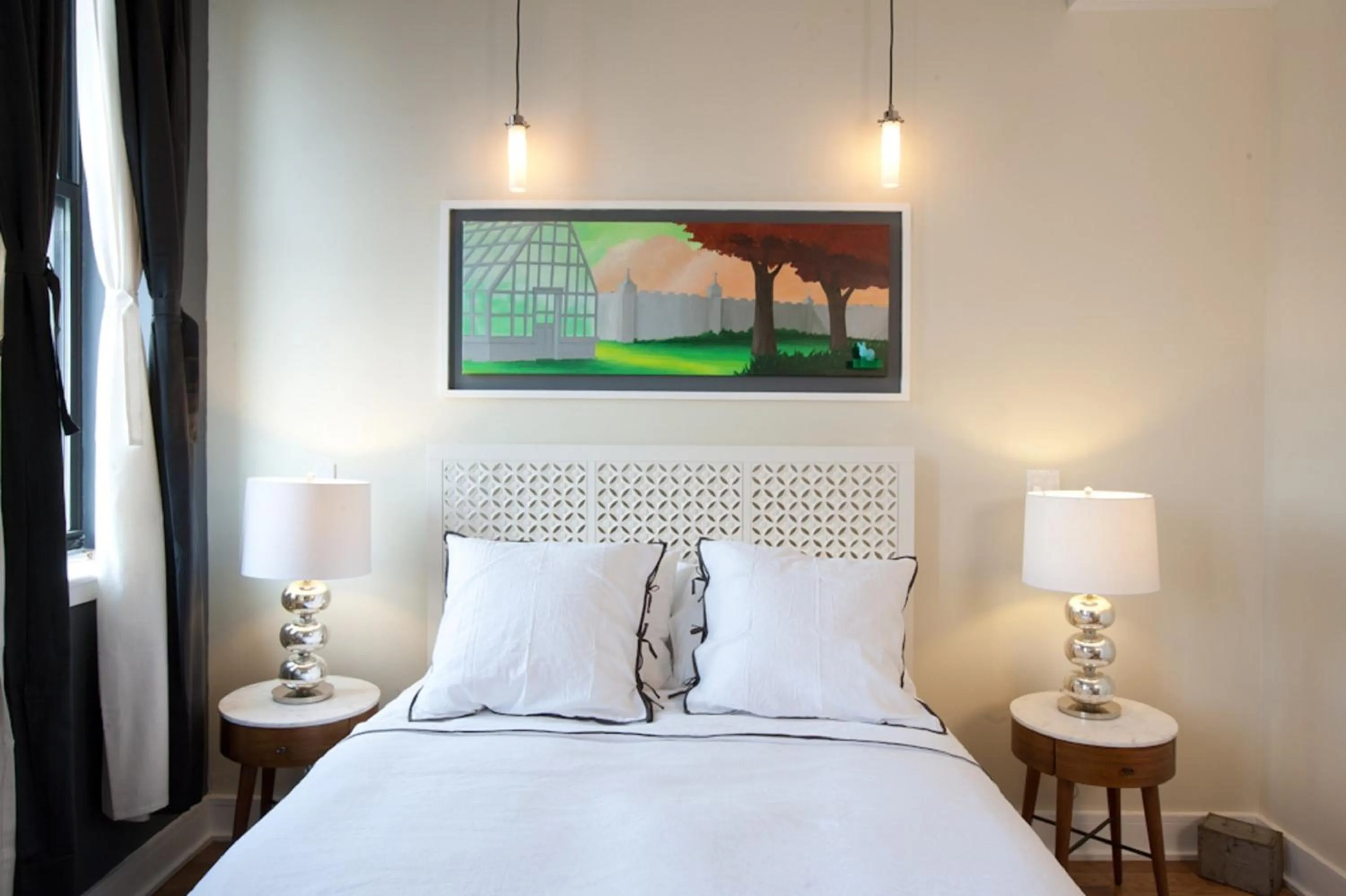 Bed in Henry Norman Hotel