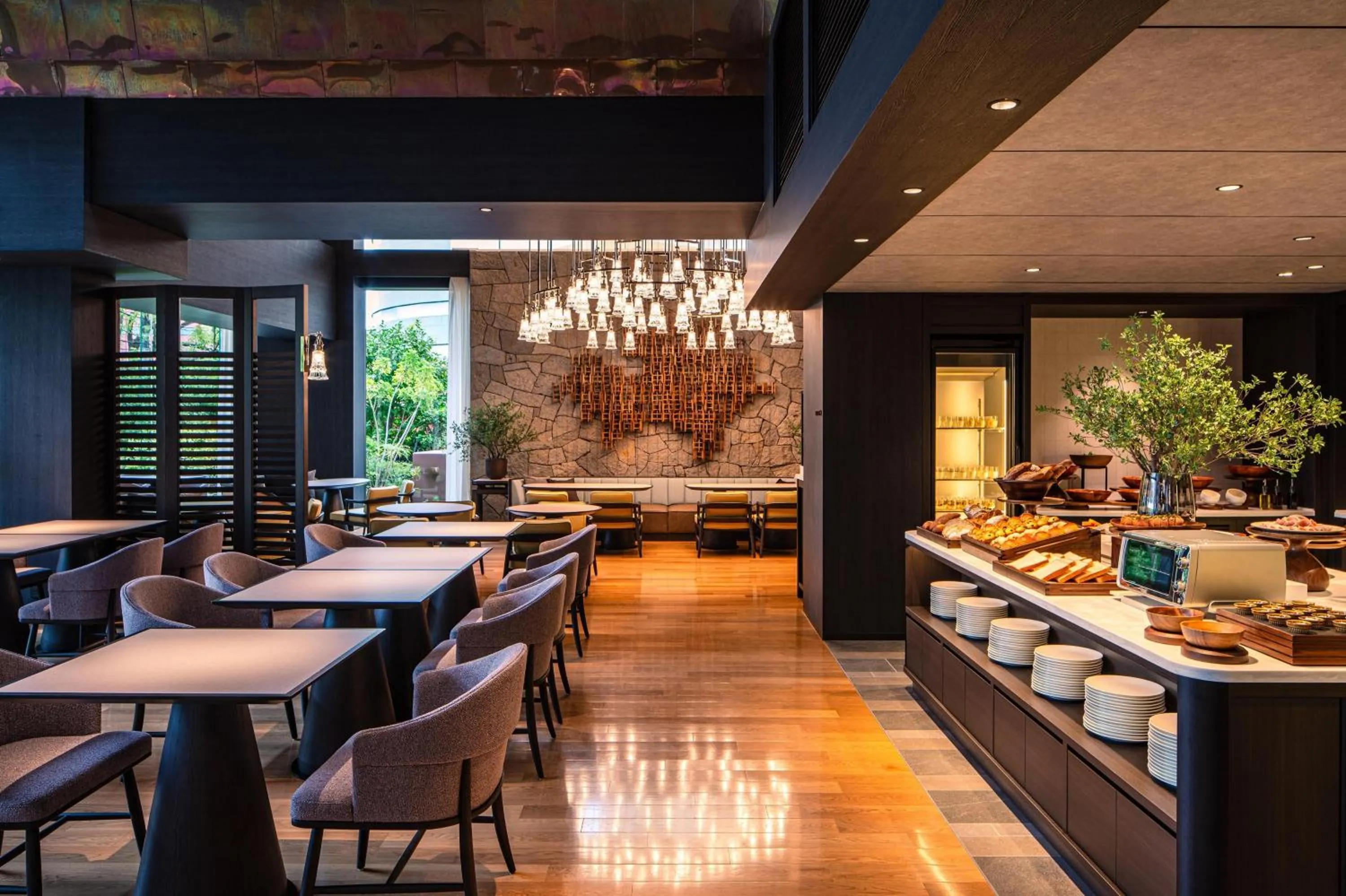 Lounge or bar in Grand Hyatt Fukuoka