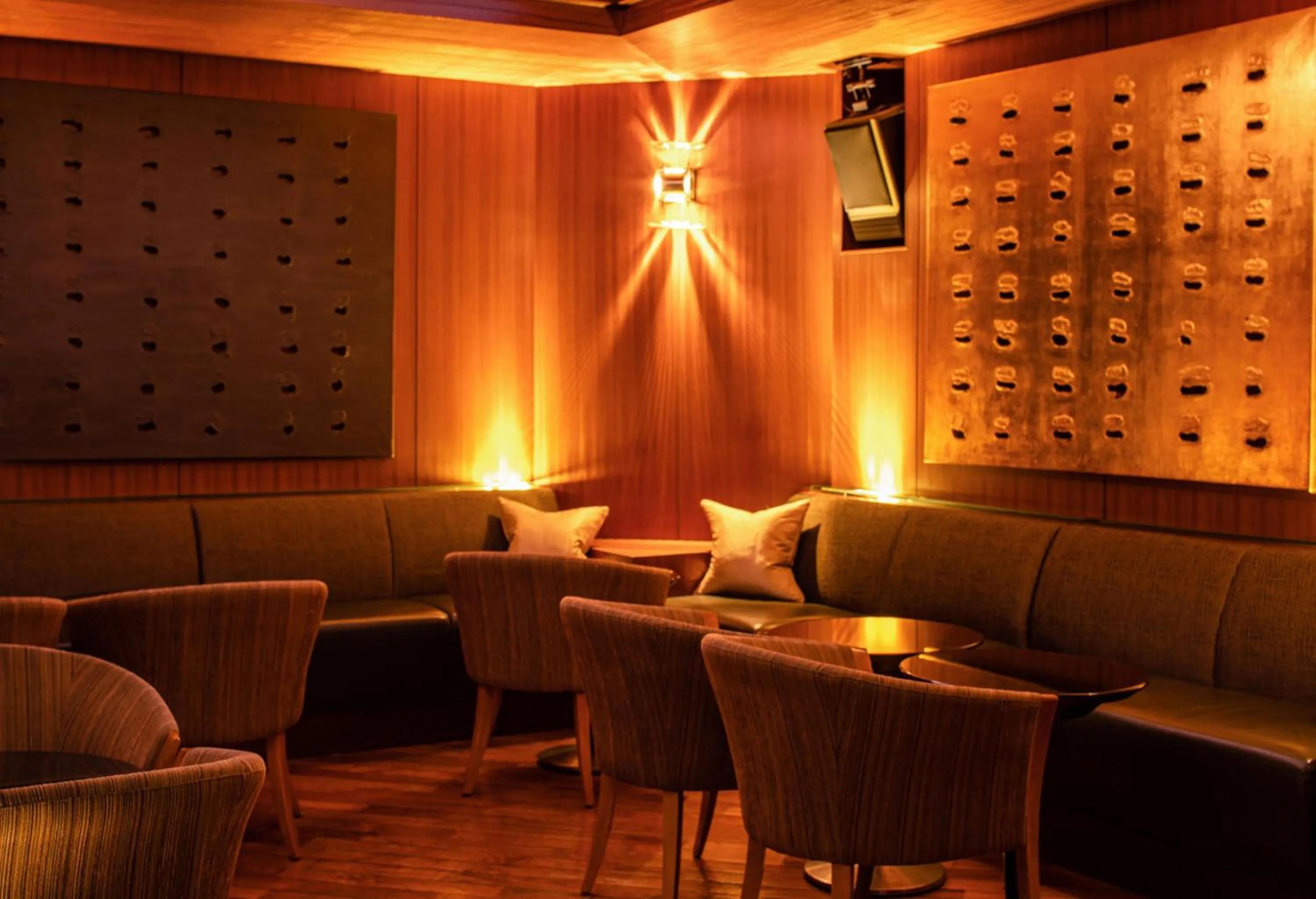 Lounge or bar in Grand Hyatt Fukuoka