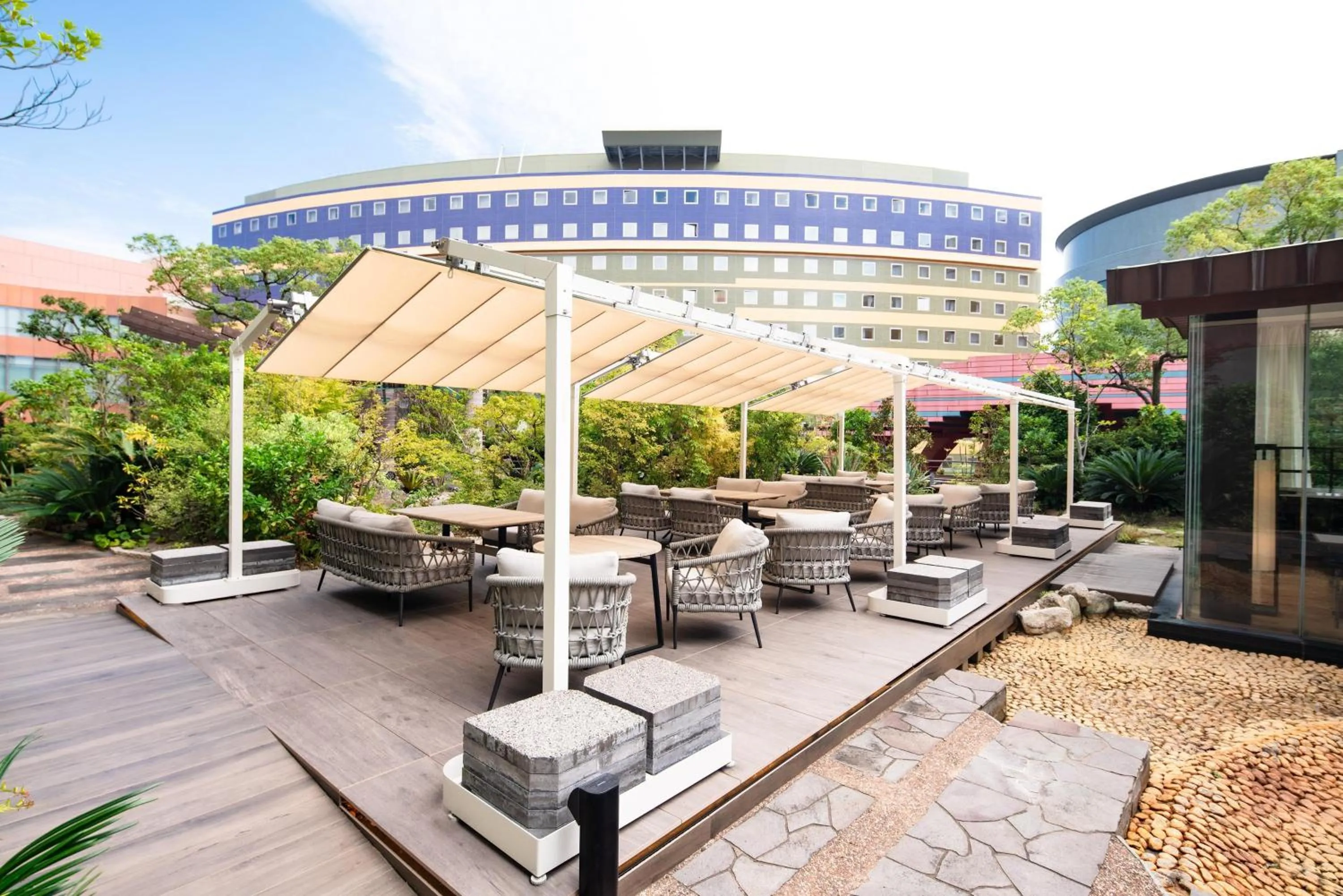 Lounge or bar in Grand Hyatt Fukuoka