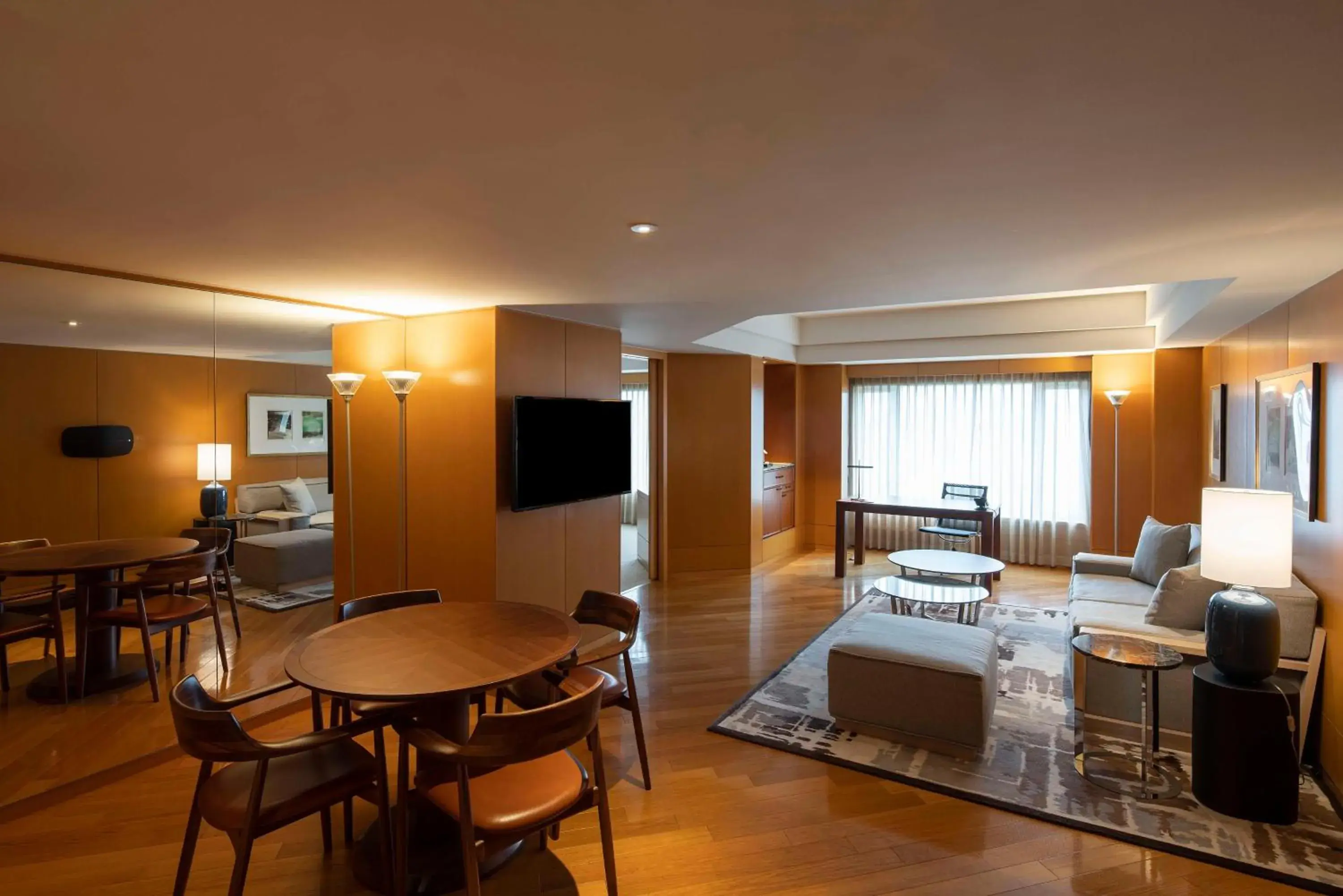 Grand Executive Suite with Two Single Beds in Grand Hyatt Fukuoka Grand Executive Suite with Two Single Beds in Grand Hyatt Fukuoka