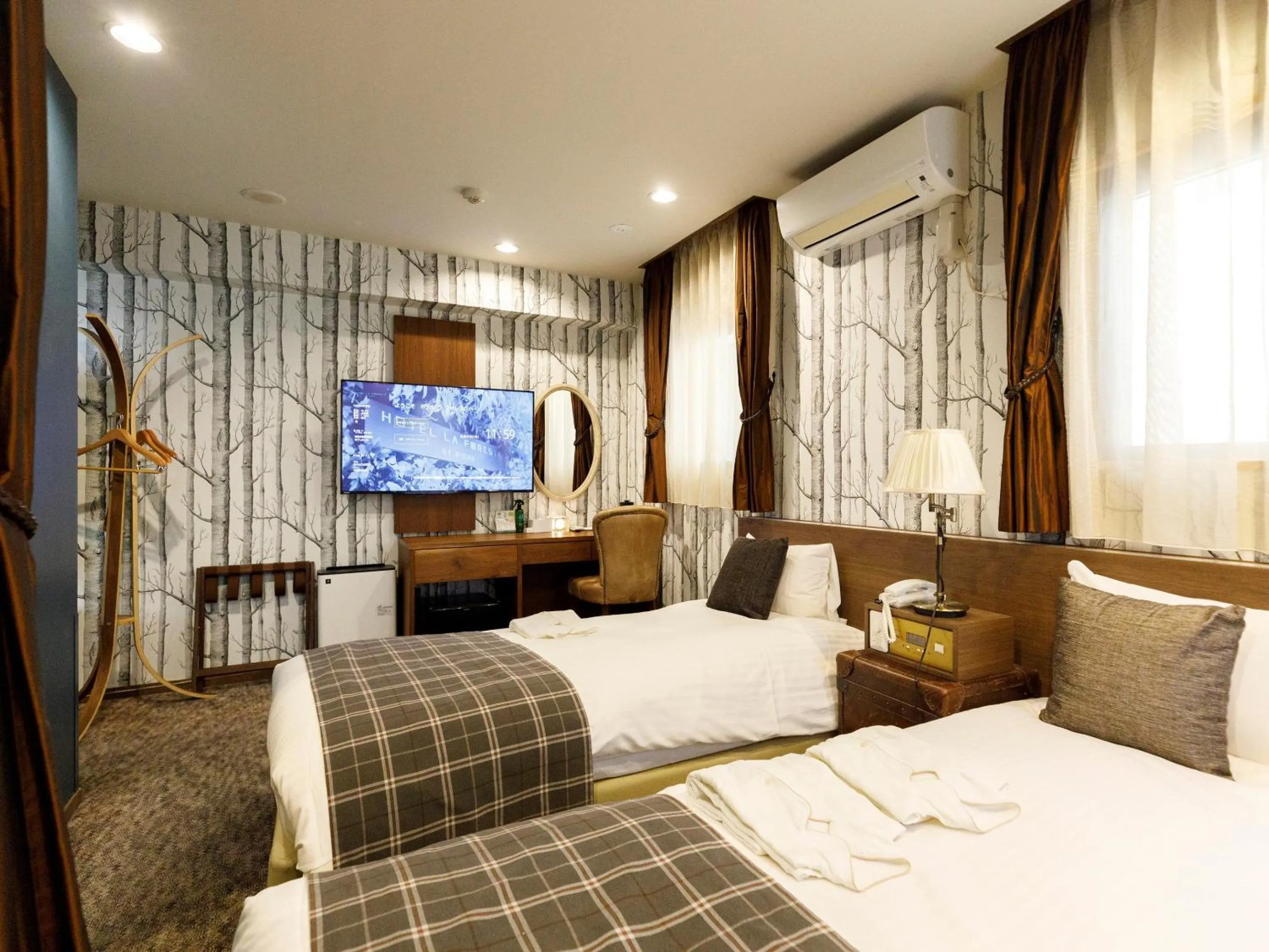 Photo of the whole room, Bed in Hotel La Foresta By Rigna