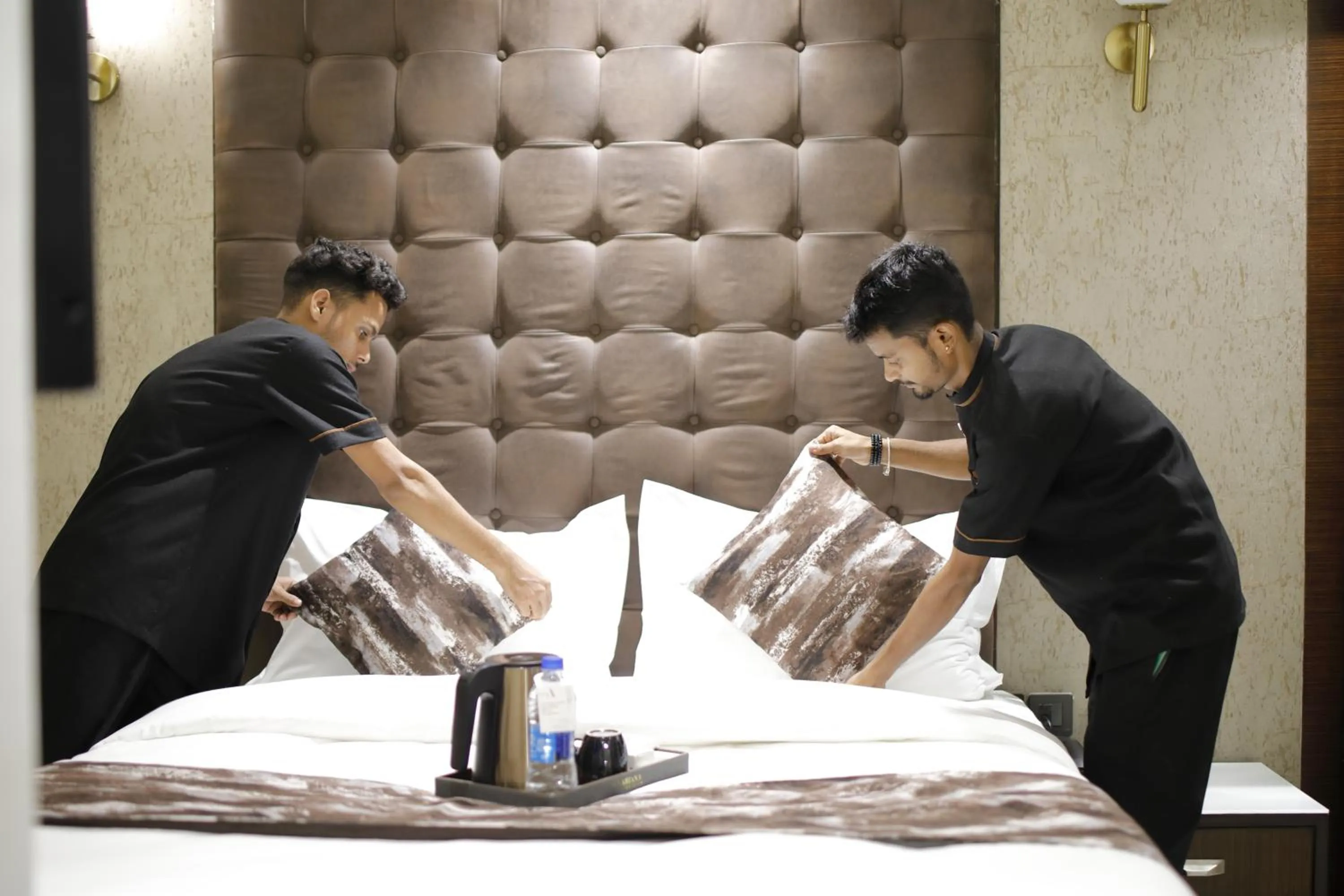 Bed in Hotel Ariana Residency