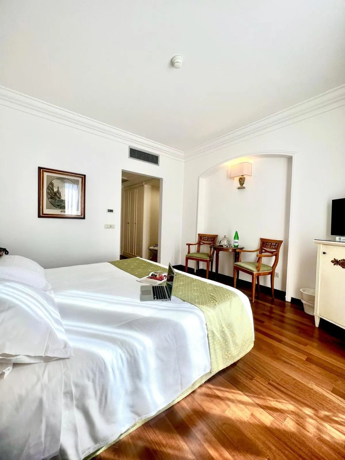 Photo of the whole room, Bed in Hotel Fiuggi Terme Resort & Spa