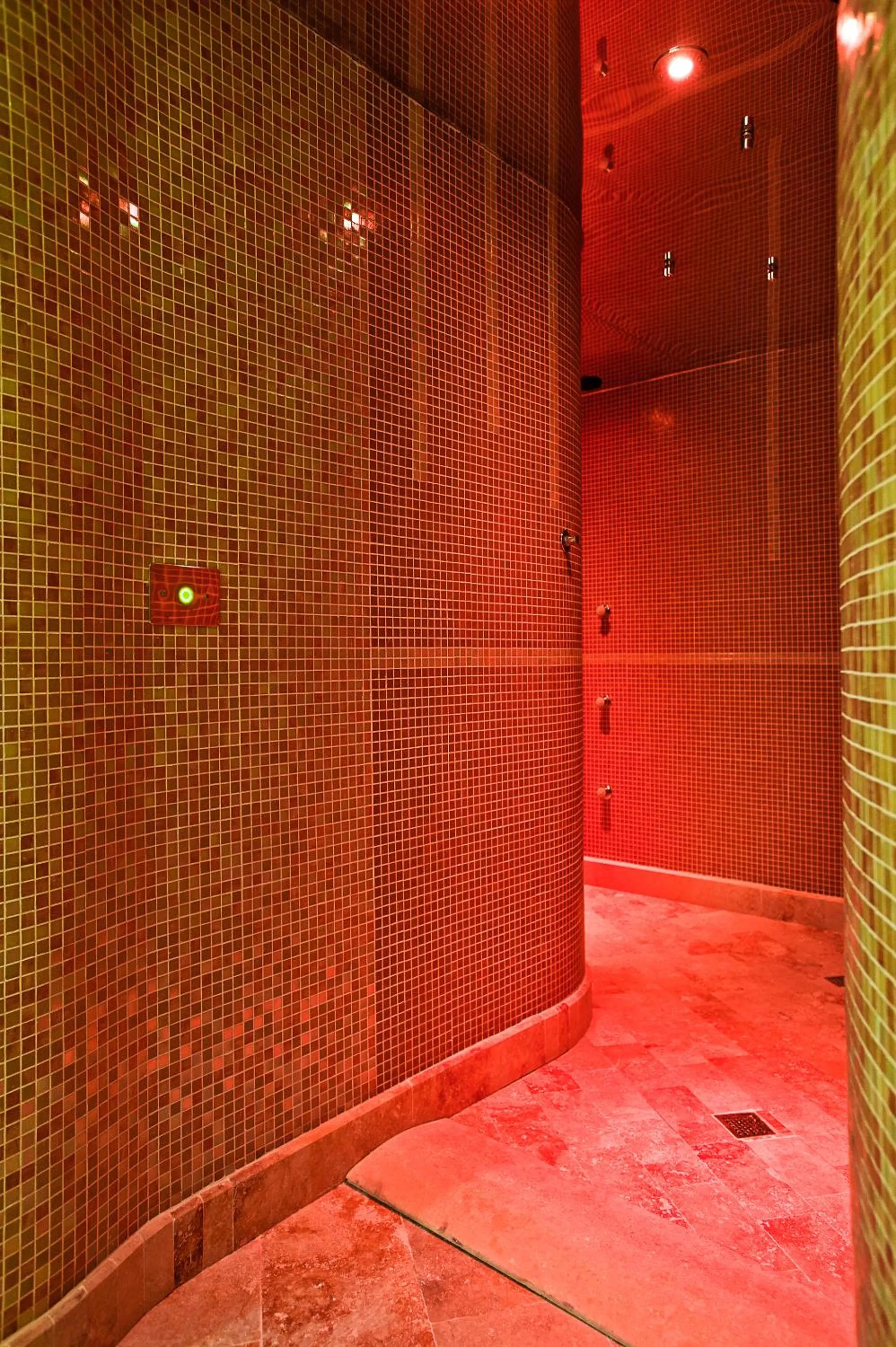 Steam room in Hotel Fiuggi Terme Resort & Spa